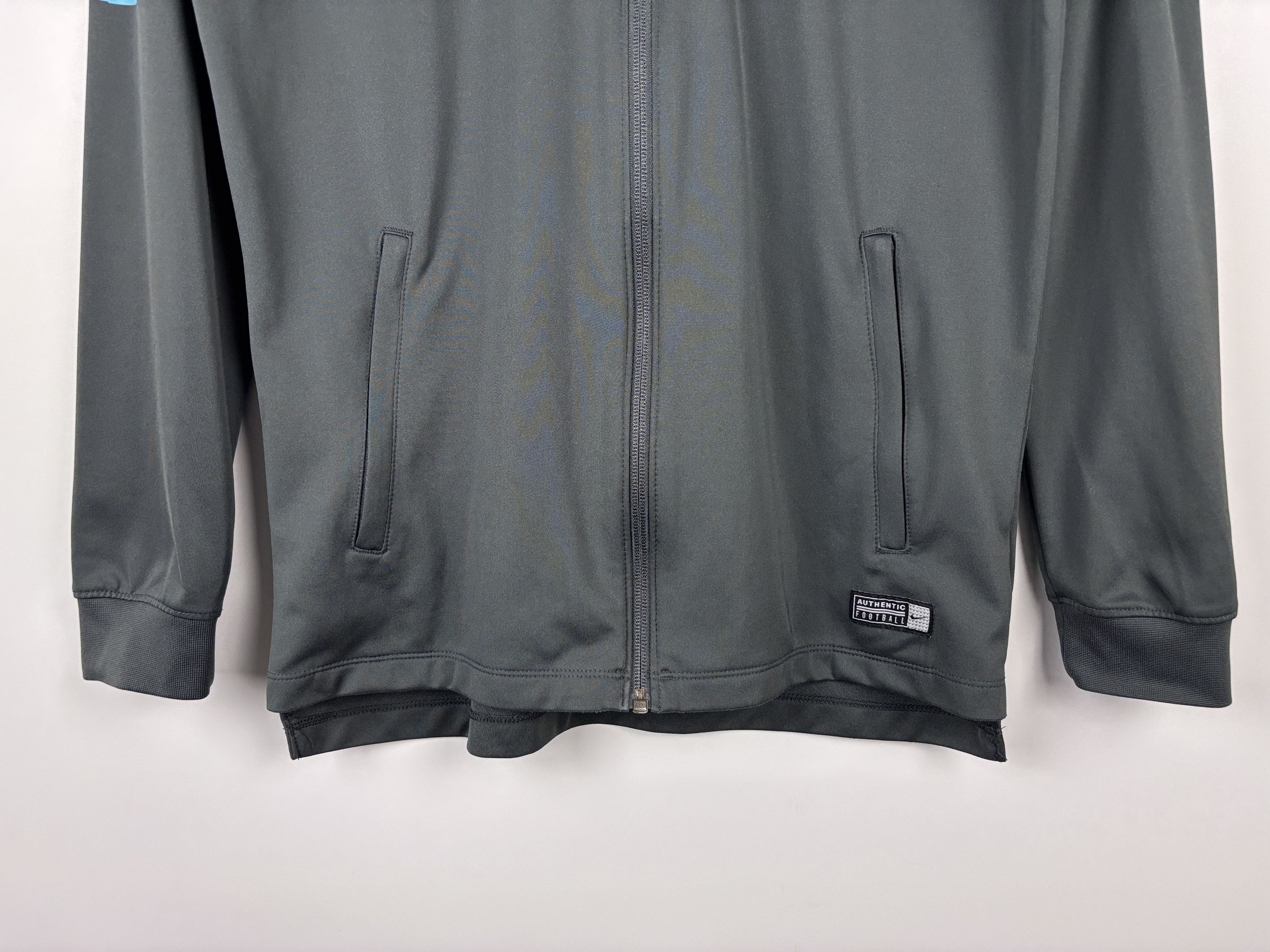 Chelsea Soccer × Nike Mens Nike Chelsea Training Full Zip Jacket Black Size S Size US S / EU 44-46 / 1 - 3 Thumbnail