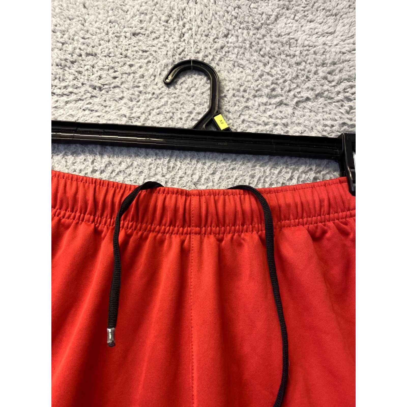 Nike Nike Athletic Shorts Mens M Red Black Pockets Training 55-39 Size US 31 - 3 Thumbnail