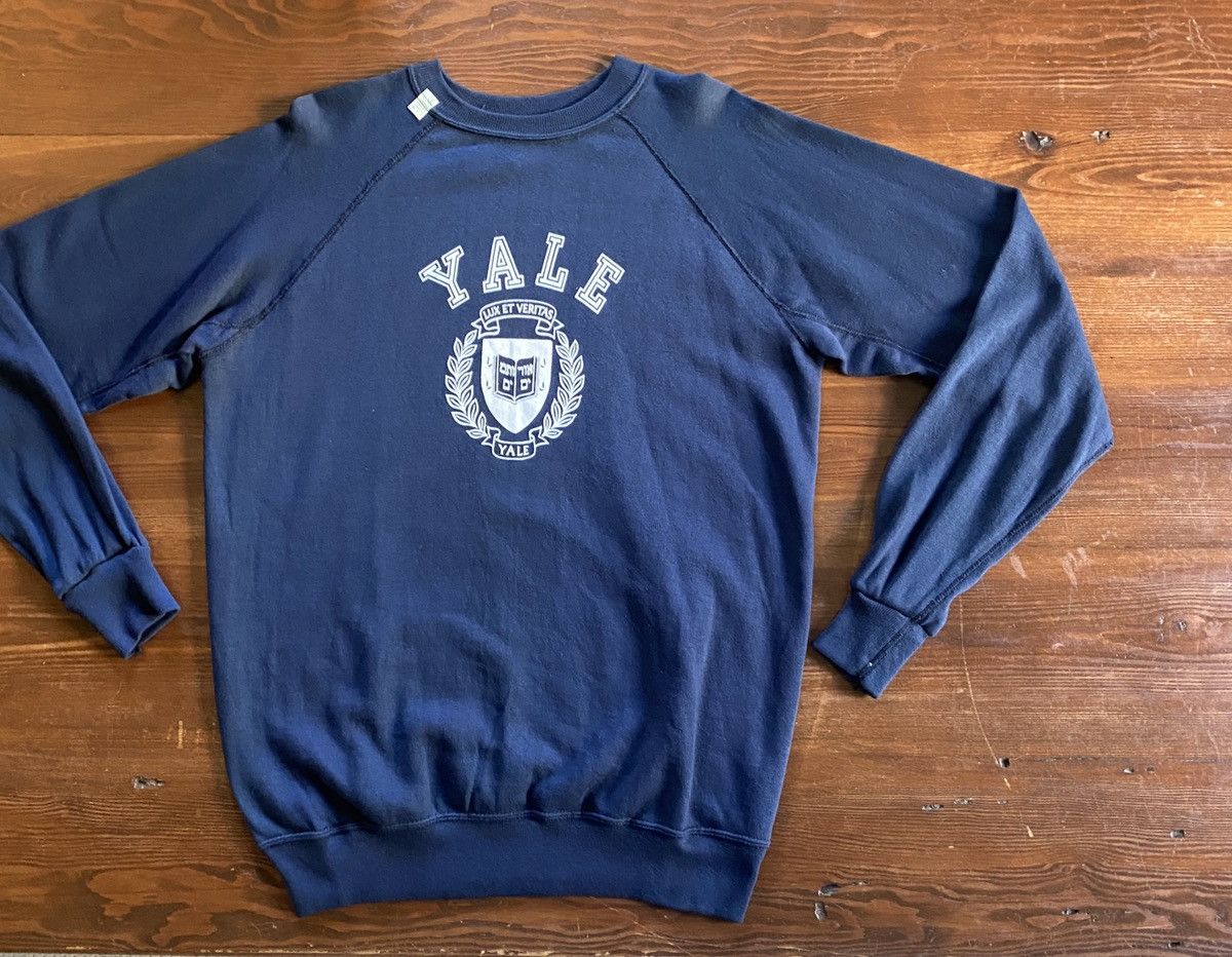 Velva Sheen Vintage NWT 80’s Yale Velva Sheen Raglan Crewneck Sweatshirt Size US L / EU 52-54 / 3 - 1 Thumbnail