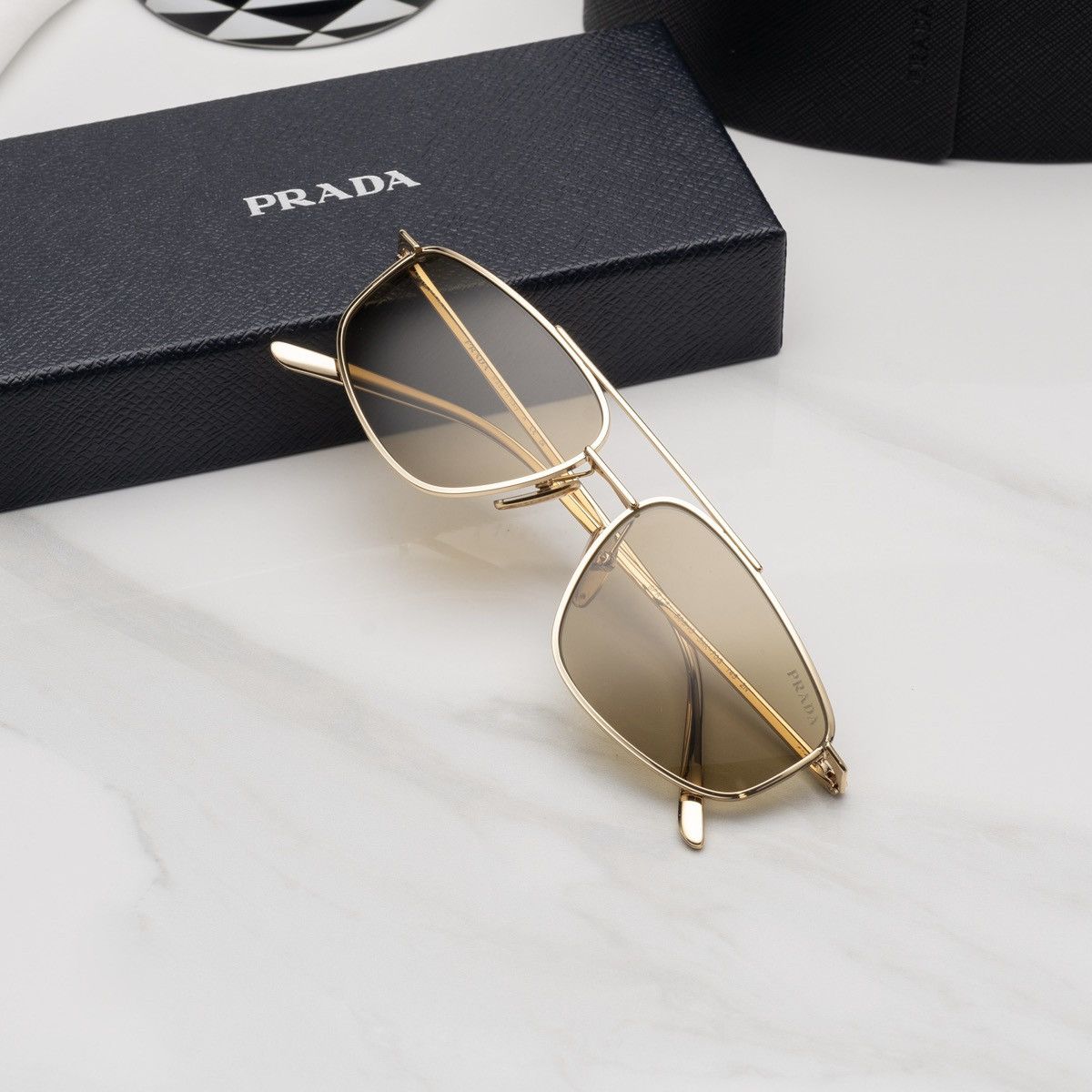 Prada NEW Prada Symbole sunglasses PR C51S 5AK70G Size ONE SIZE - 9 Thumbnail