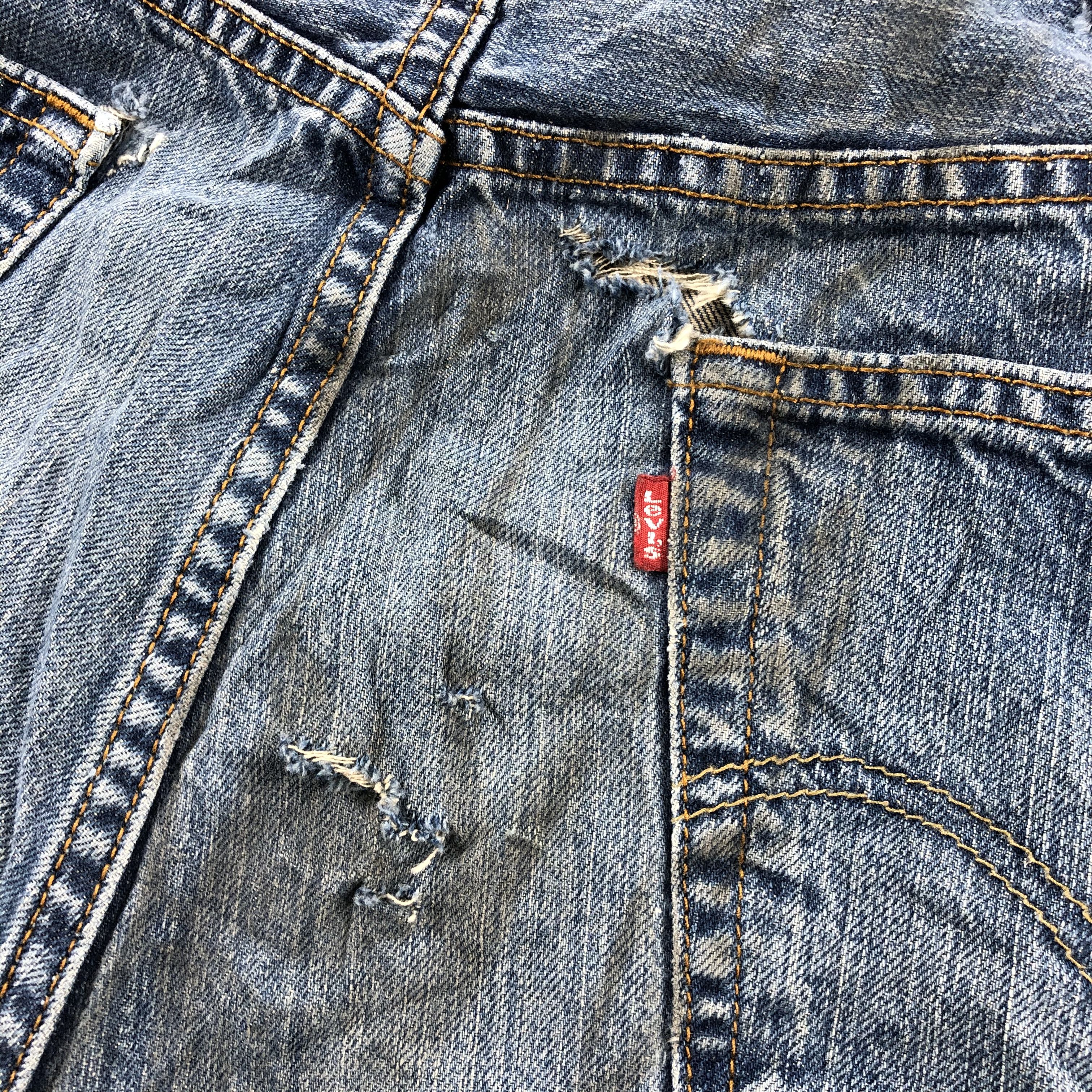 Levi's Vintage Blue Wash Levis 559 Jeans-J2677 Size US 39 - 8 Thumbnail