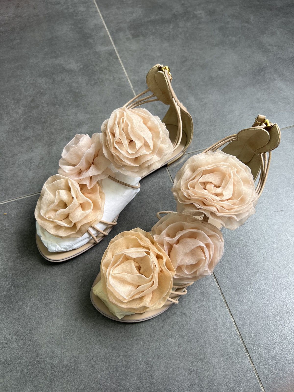 Giuseppe Zanotti Crazy Giuseppe Zanotti Chanel style flowers sandals Size US 9 / IT 39 - 1 Thumbnail