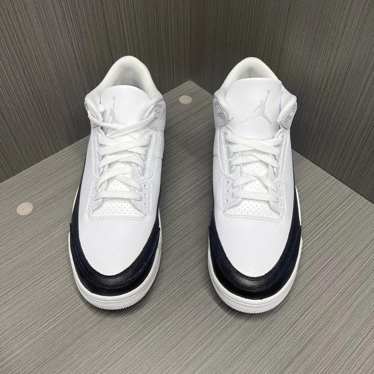 Jordan Brand Air Jordan 3 Fragment Basketball Shoes K15 Size US 12 / EU 45 - 2 Thumbnail