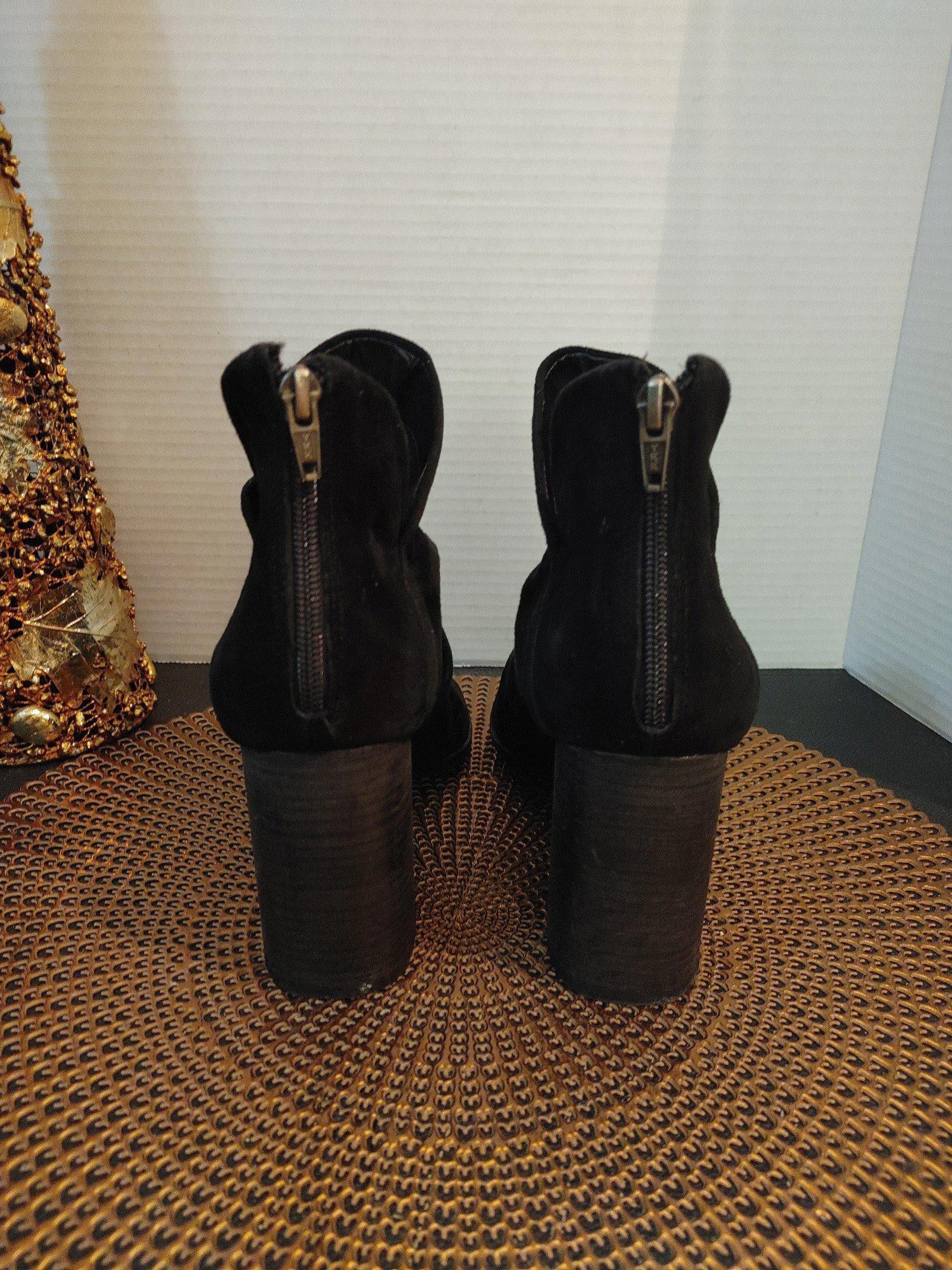 Elie Tahari Tahari Devina Booties Size 8.5 Size US 8.5 / IT 38.5 - 5 Thumbnail