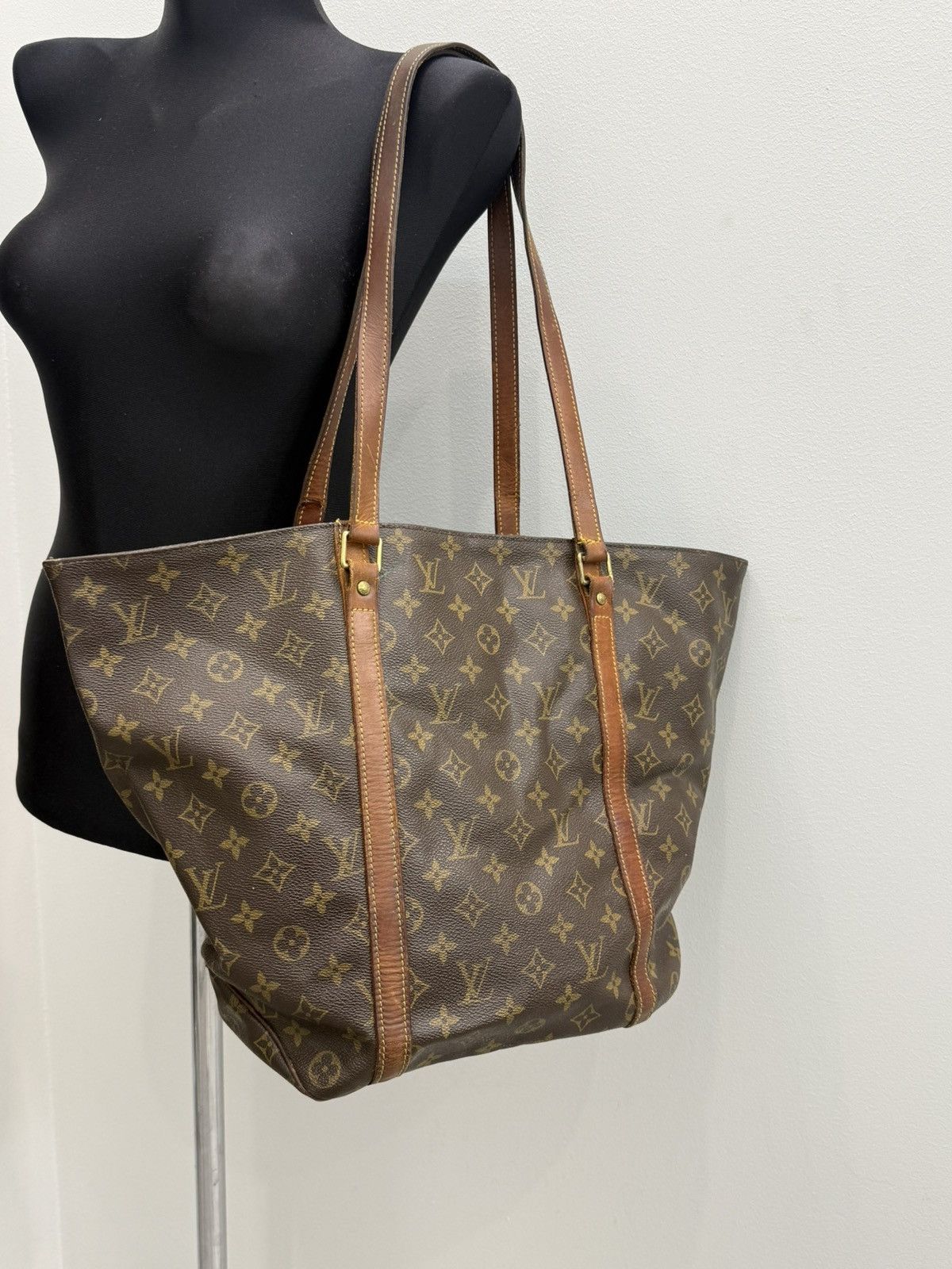 Vintage 1998 Louis Vuitton Leather Monogram Tote Bag