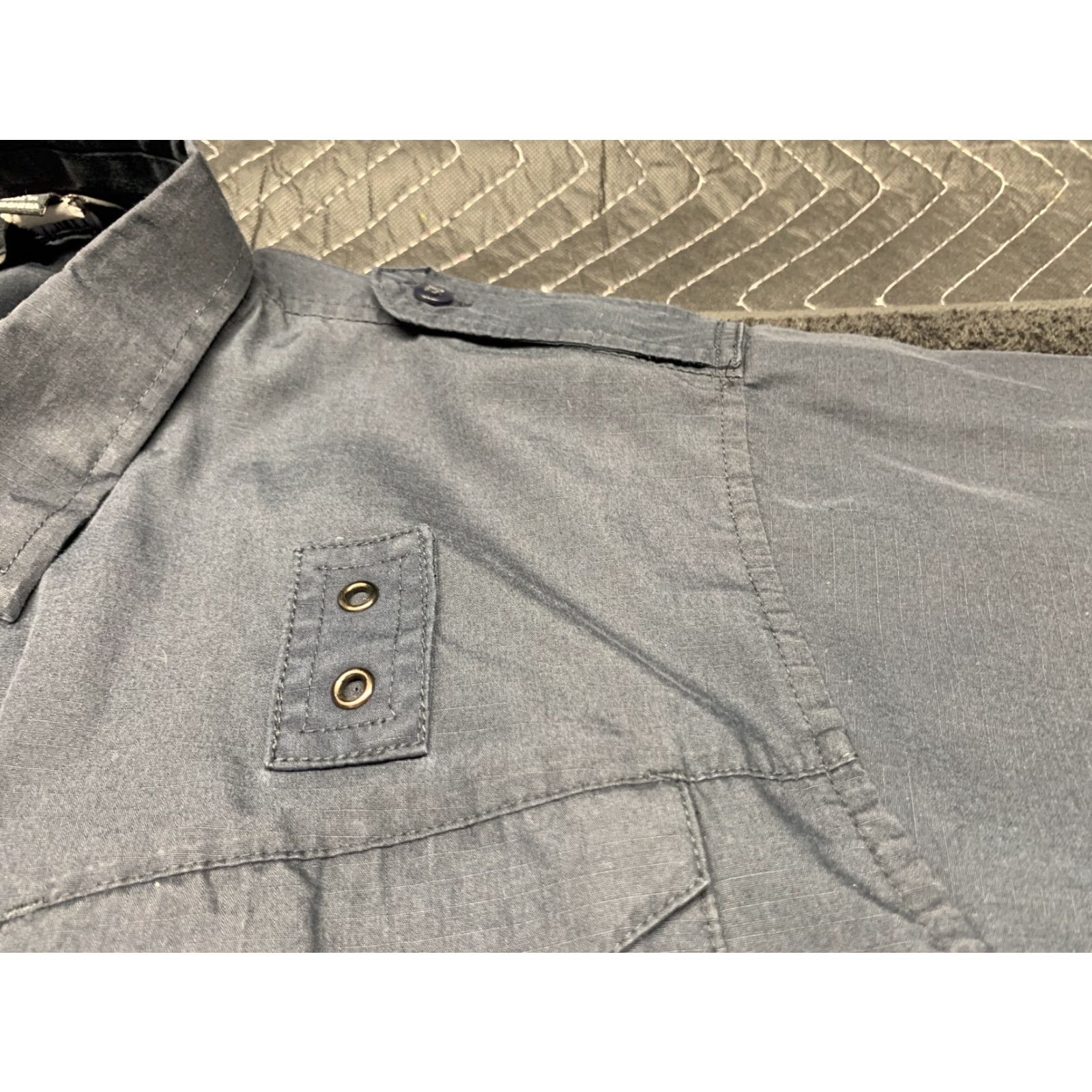 Vintage TRU-SPEC Men’s Button-Up Shirt Medium Short Sleeve Solid Ripstop Black Tactical Casual Dress Size US M / EU 48-50 / 2 - 6 Thumbnail