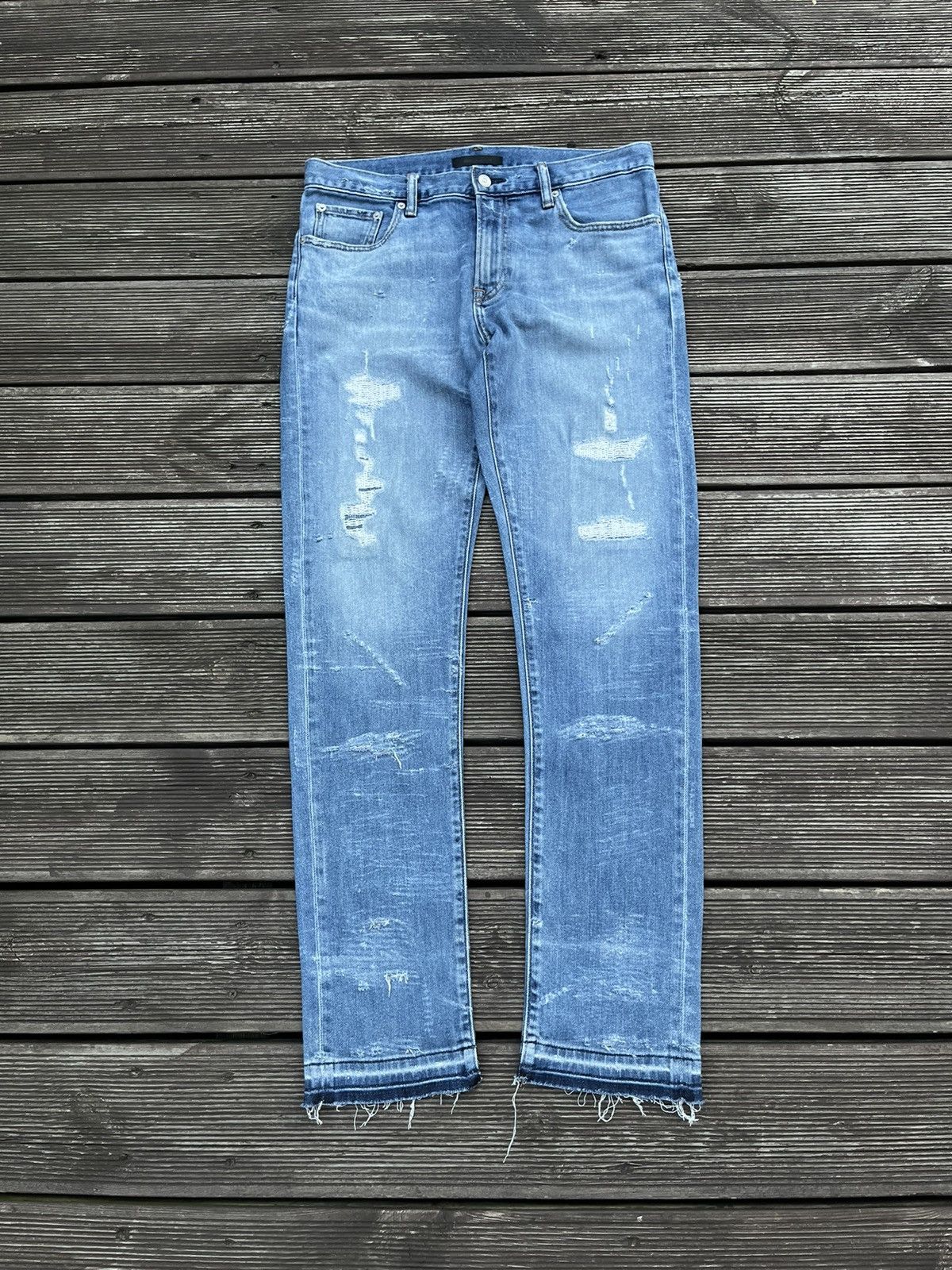 Japanese Brand × Uniqlo Uniqlo Distressed Jeans Pants Blue Skinny Fit 33 Size US 33 - 1 Thumbnail
