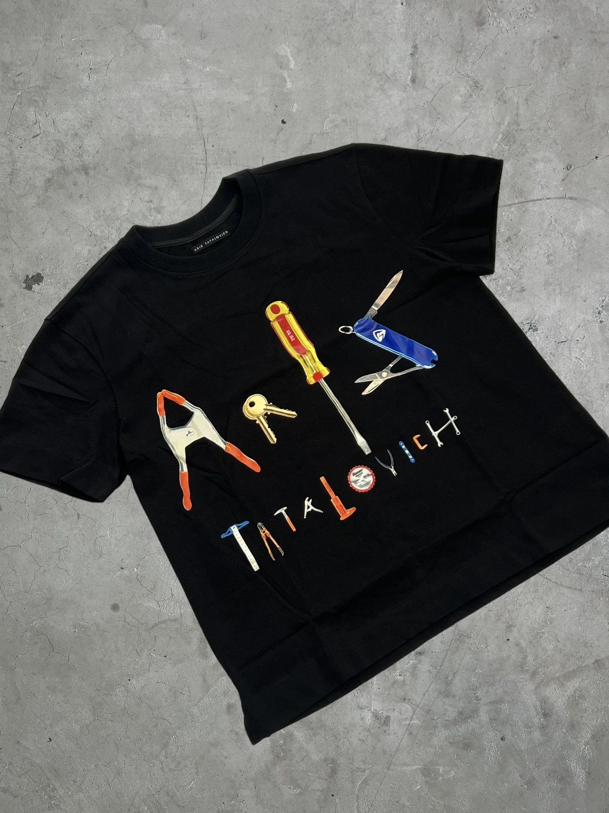 Aris Tatalovich Aris Tatalovich Tool Tee Size US M / EU 48-50 / 2 - 3 Thumbnail