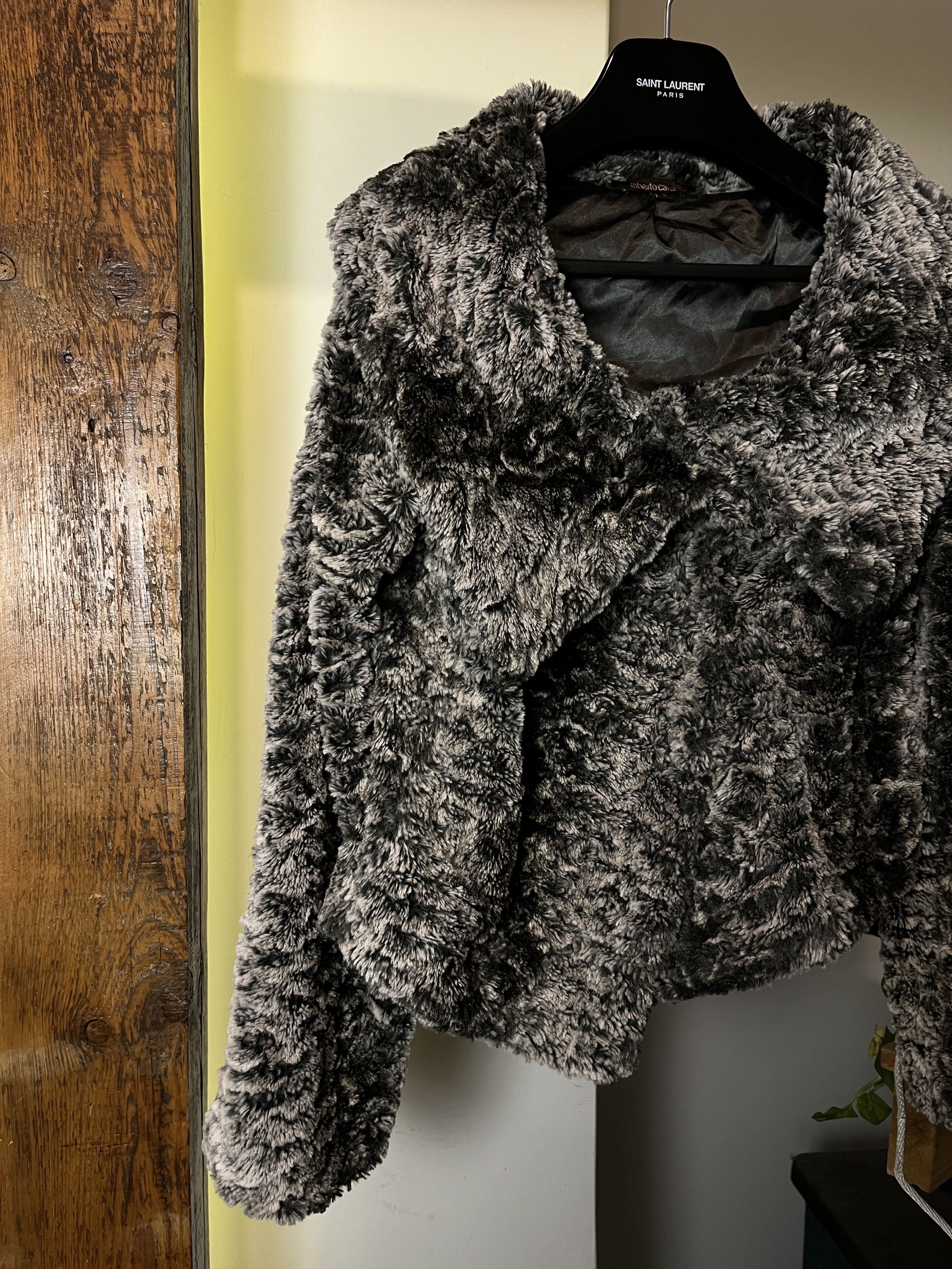 Roberto Cavalli × Vintage Roberto Cavalli 2005 Cropped Faux Fur y2k Jacket Size S / US 4 / IT 40 - 4 Thumbnail