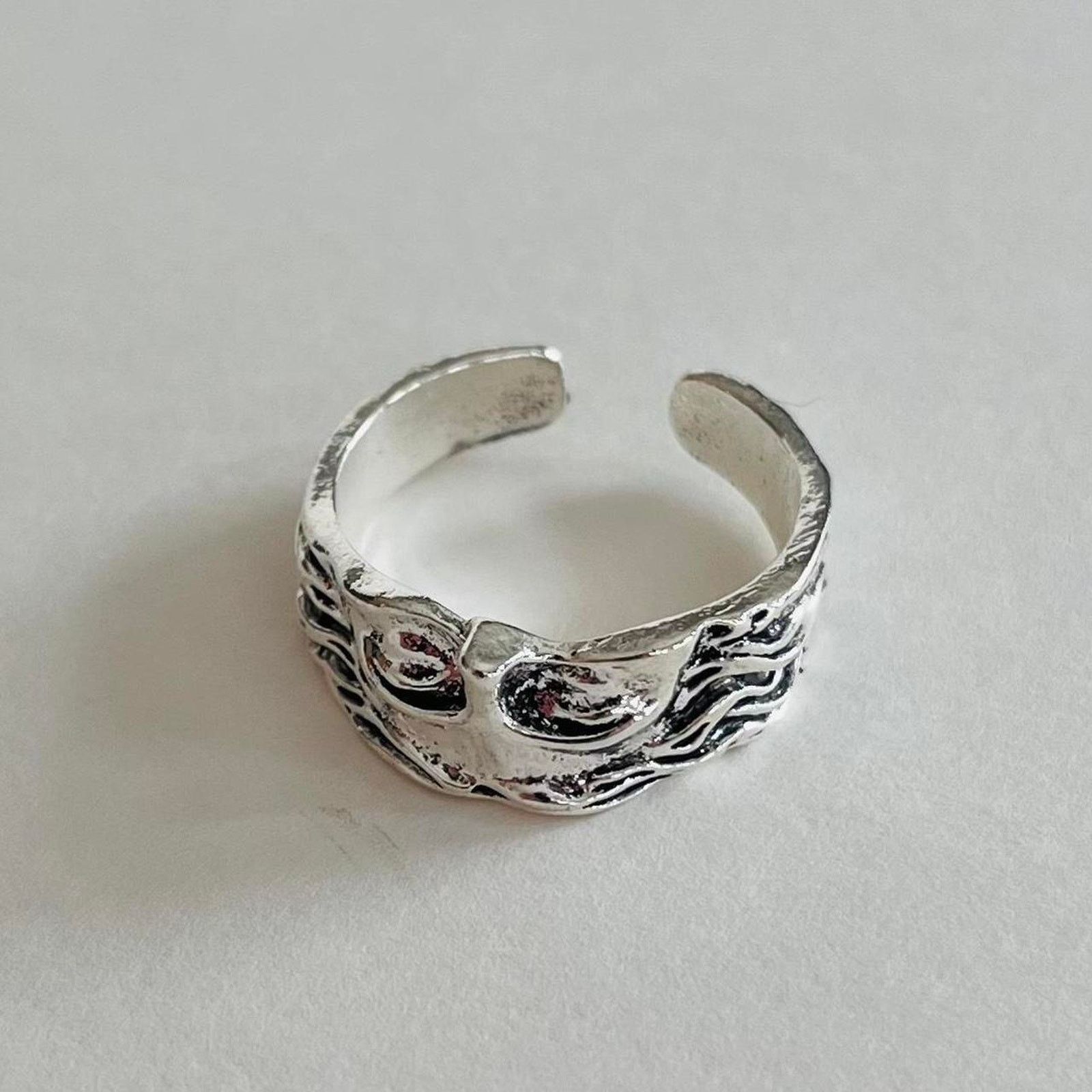 Vintage Y2k 2000s vintage style face ring Size ONE SIZE - 4 Thumbnail