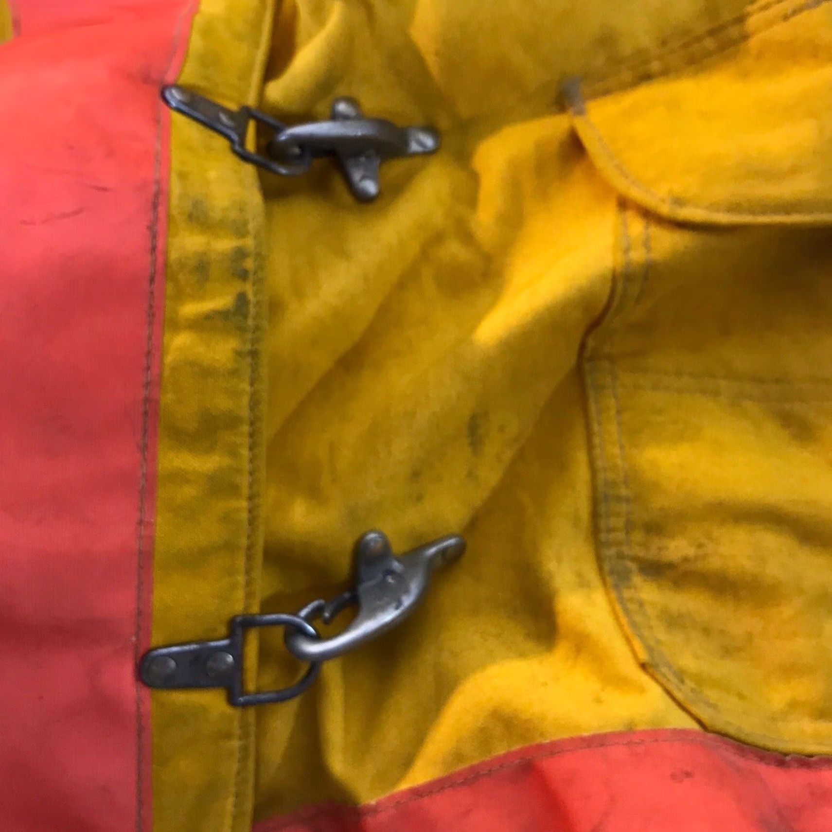 Body Glove VINTAGE Body Glove Fireman’s Jacket Mens Size L Yellow Workwear USA Size US L / EU 52-54 / 3 - 7 Thumbnail
