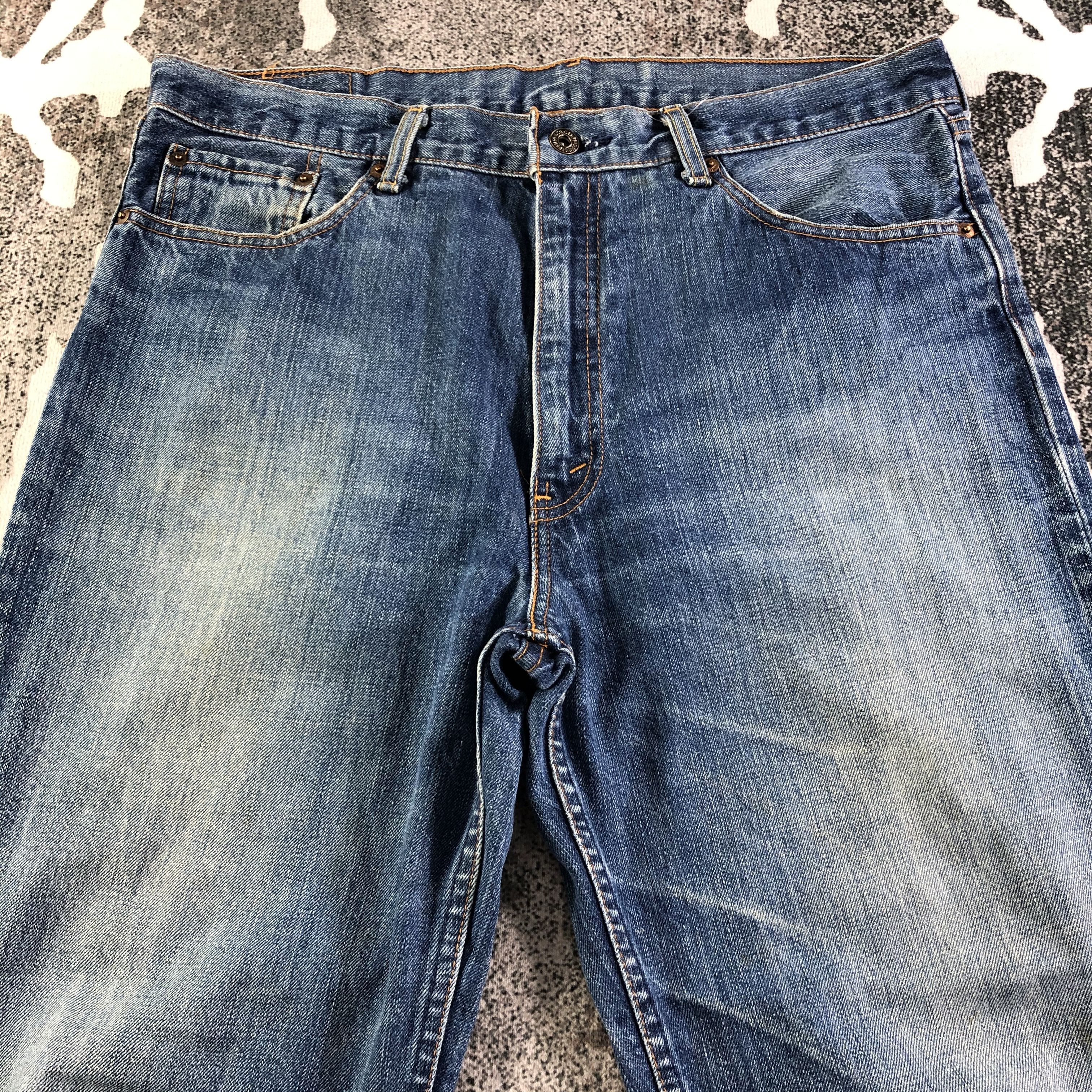 Levi's Vintage Levis 502 Jeans Distressed Denim KJ2340 Size US 35 - 3 Thumbnail