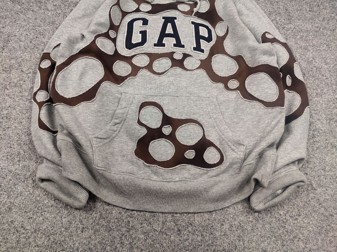 Gap Vintage Rare Gap Logo reworked Hoodie Gray Y2K Style Size US S / EU 44-46 / 1 - 6 Thumbnail