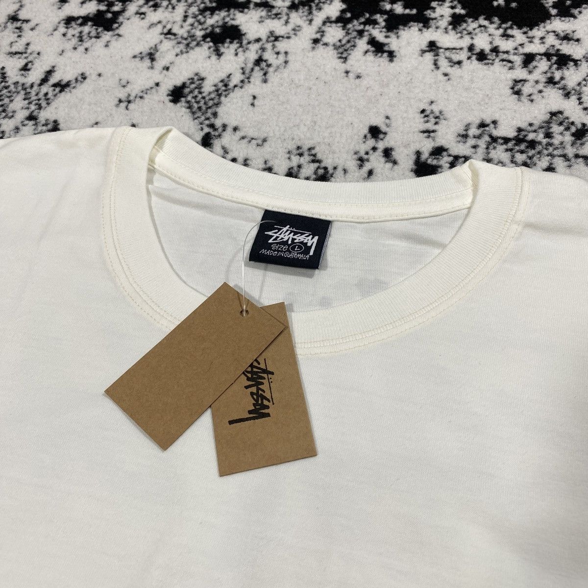 RARE STUSSY STRIKE PIGMENT DYED TEE IN NATURAL - Short