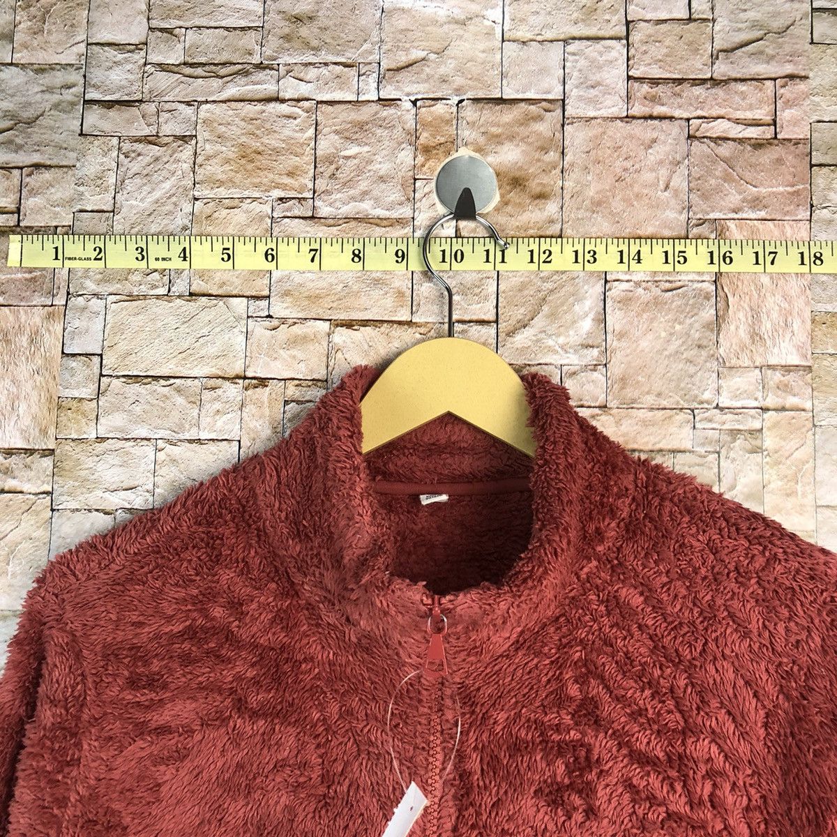 Japanese Brand Uniqlo Red fleece Sweater #A501 Size US M / EU 48-50 / 2 - 4 Thumbnail