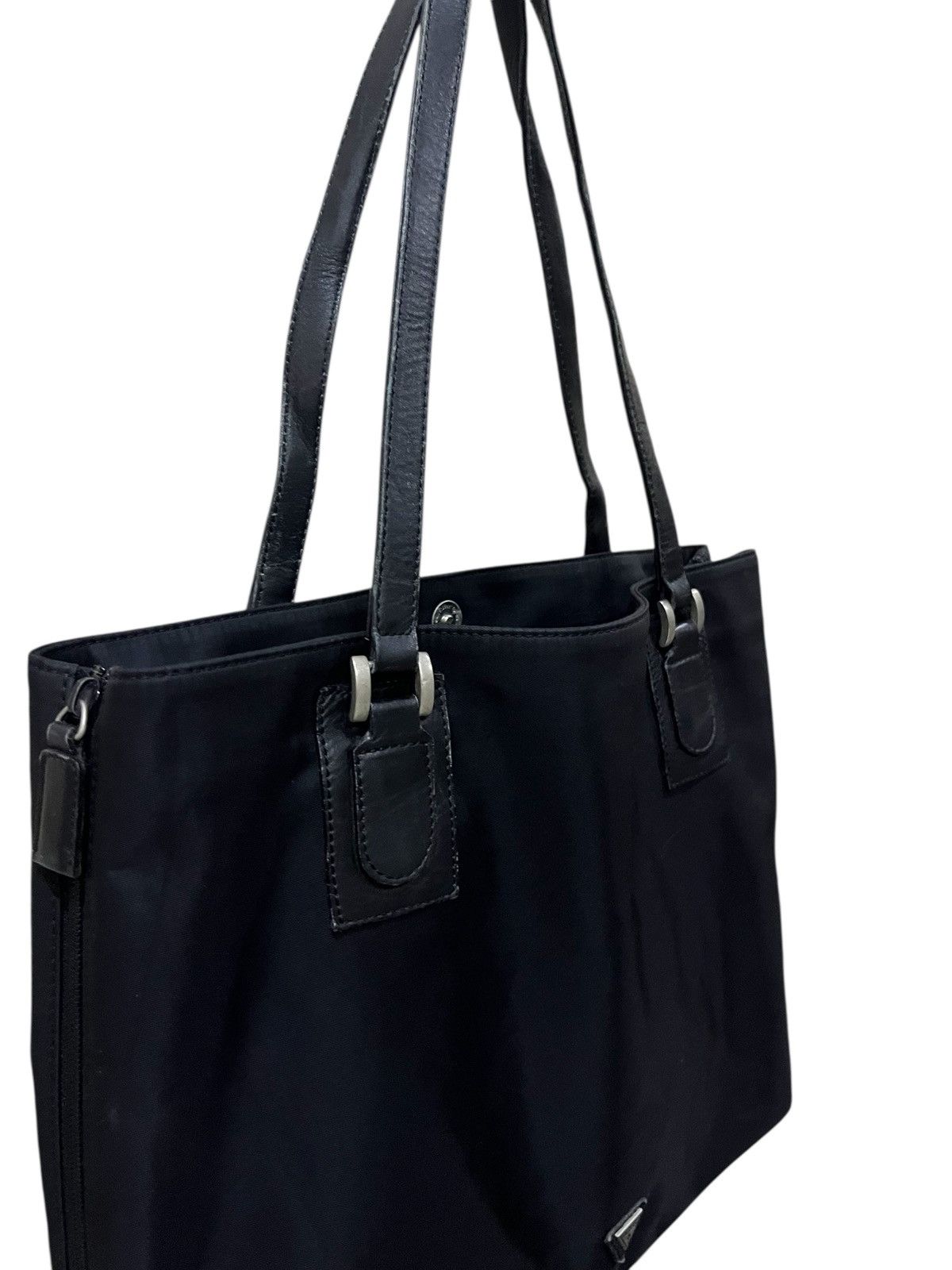 Guess GUESS NYLON TOTE BAG LEATHER HANDLE Size ONE SIZE - 5 Thumbnail