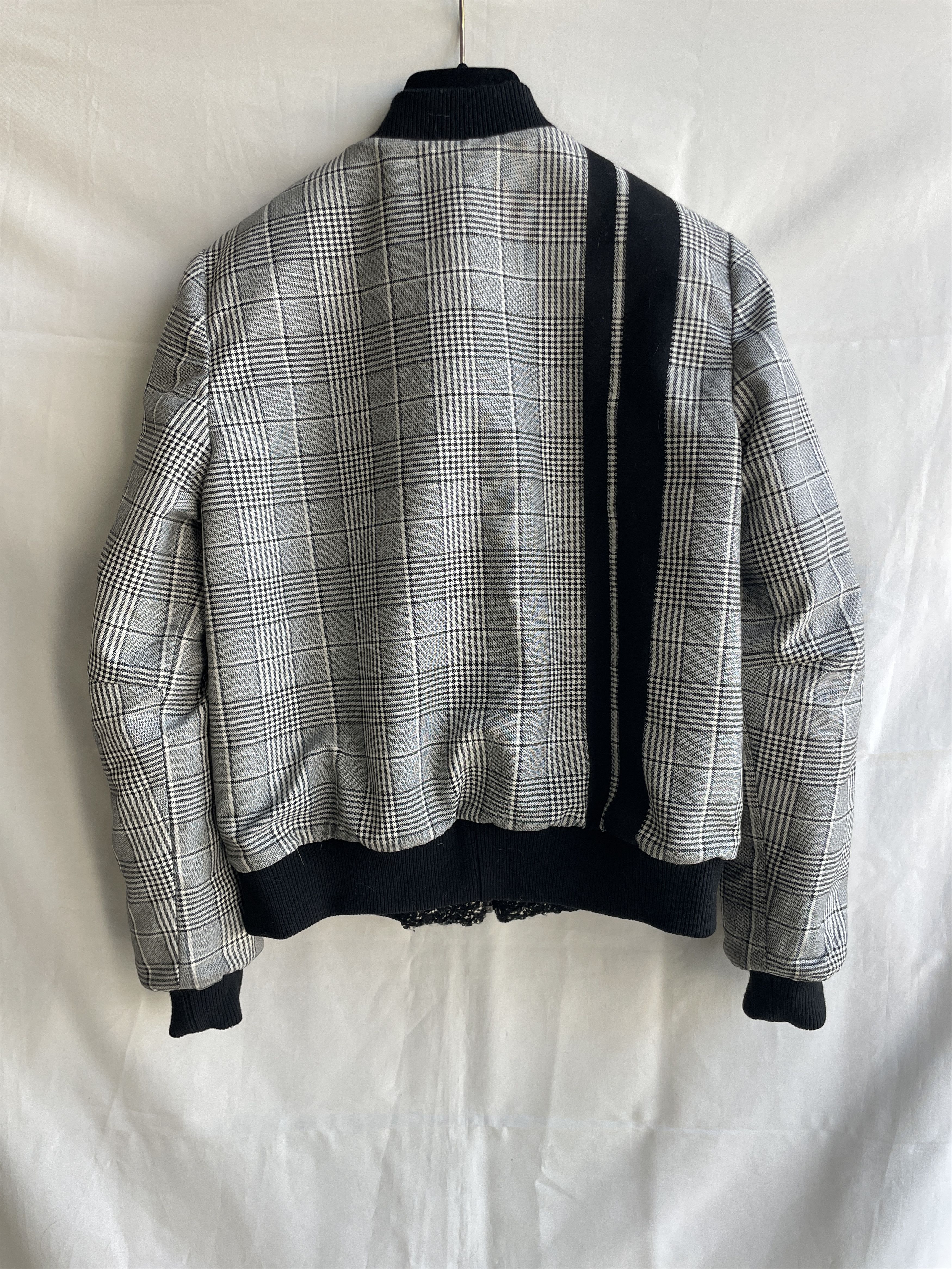 Alice + Olivia Alice + Olivia Lonnie Reversible Boucle Plaid Bomber Jacket Size M / US 6-8 / IT 42-44 - 4 Thumbnail