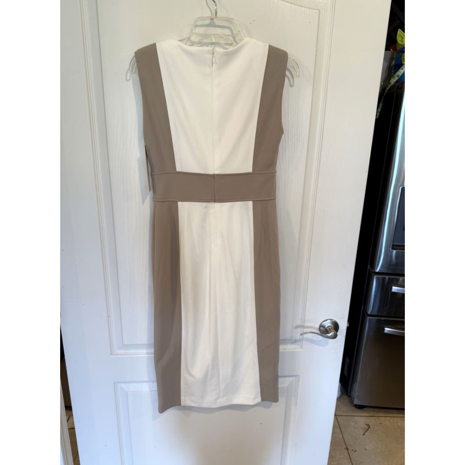 Calvin Klein Calvin Klein Women's Sheath Dress Belted Colorblock Beige Tan Size 4 NWT Size S / US 4 / IT 40 - 4 Thumbnail