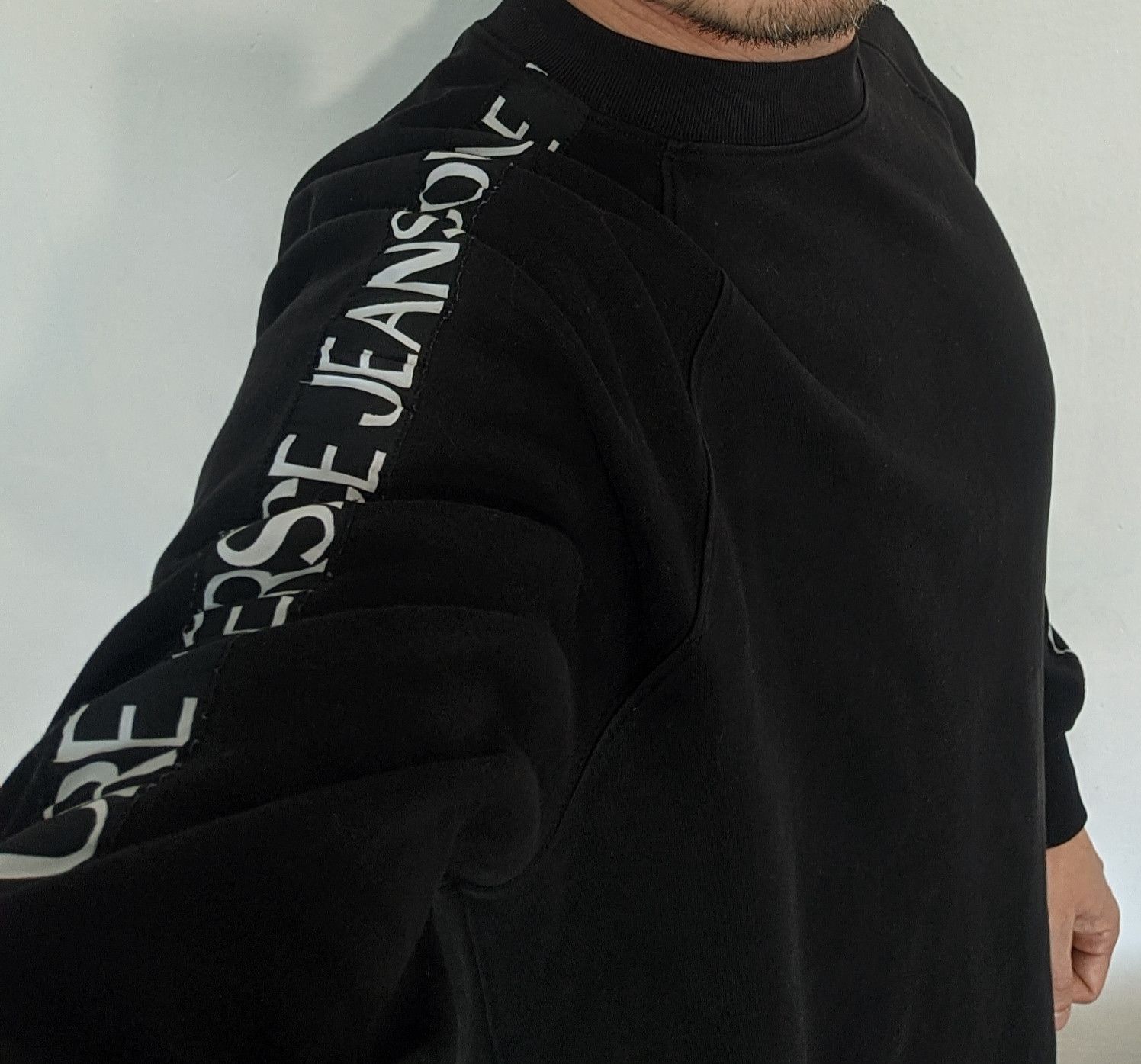 Versace Jeans Couture VJC VERSACE Side Stripe Logo Crew Neck Sweatshirt Size US M / EU 48-50 / 2 - 7 Thumbnail