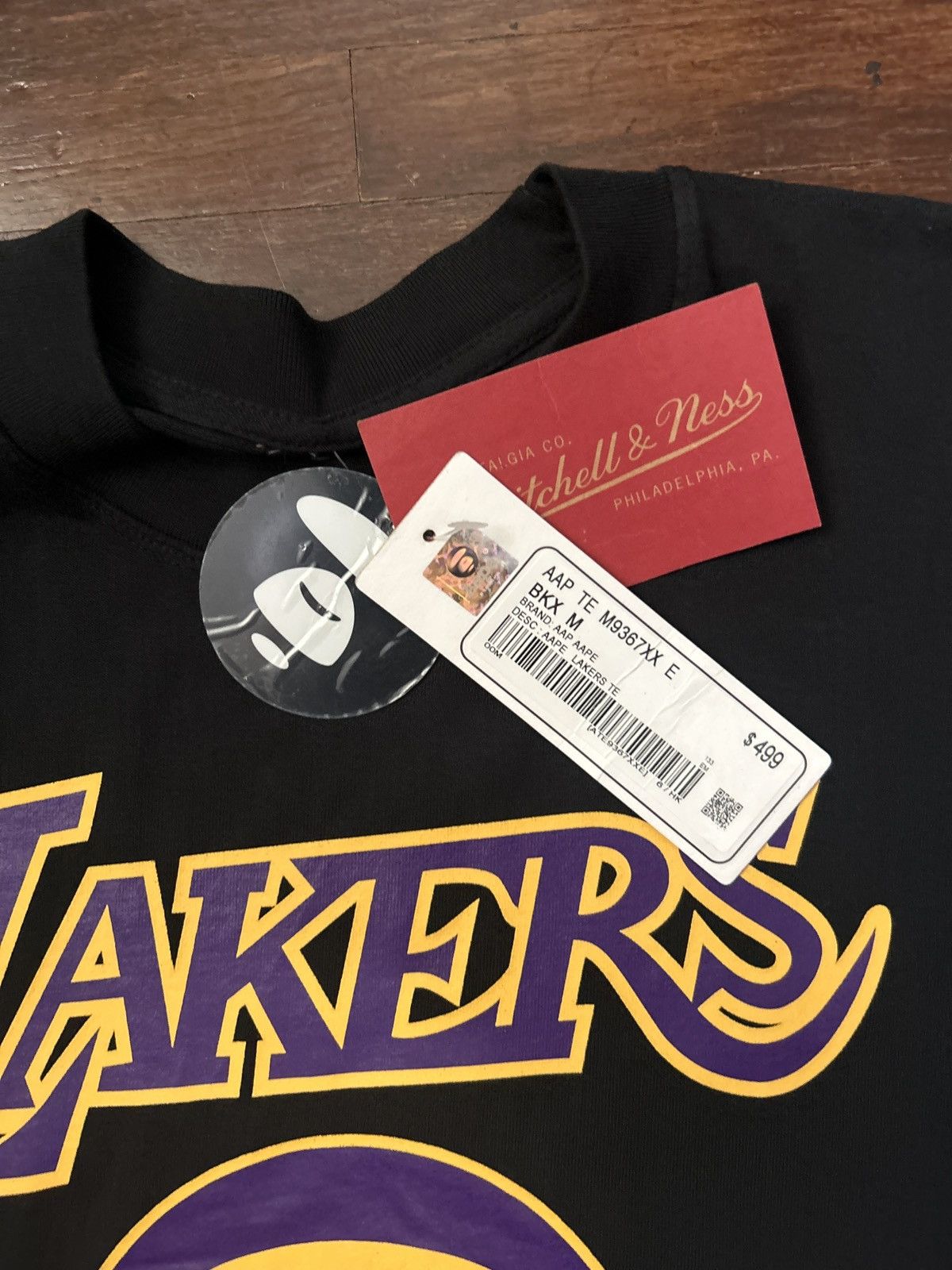Aape Deadstock Lakers ape Michelin and nest T-shirt Size US M / EU 48-50 / 2 - 2 Thumbnail