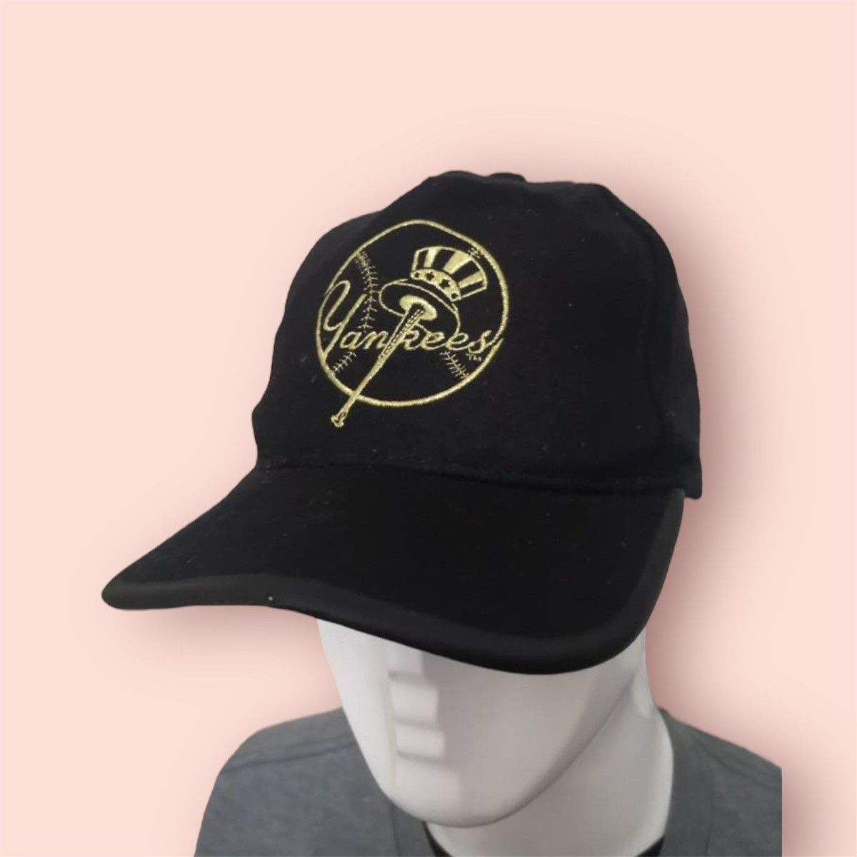 MLB VINTAGE MLB YANKEES STRAPBACK HAT Size ONE SIZE - 2 Thumbnail