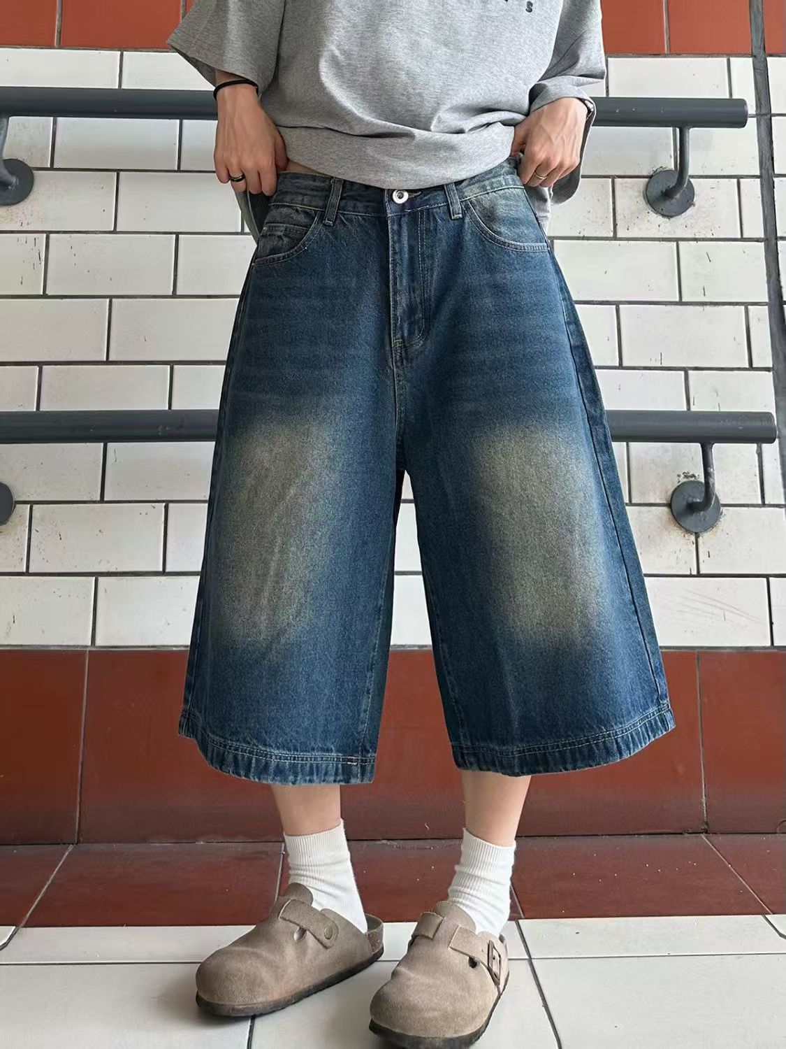 Vintage Men's American Retro Loose-Fit Straight-Leg Denim Shorts Size US 32 / EU 48 - 2 Thumbnail