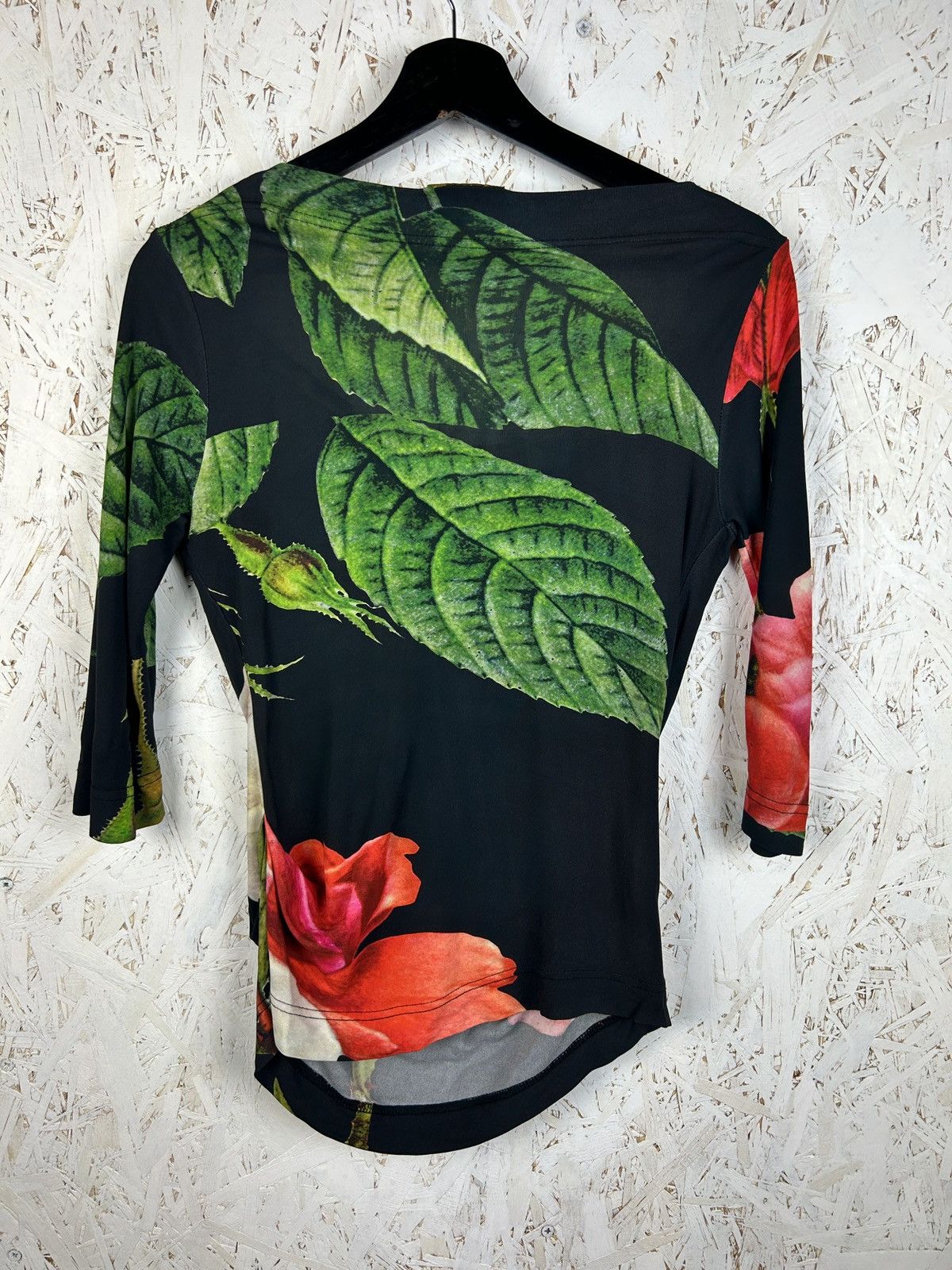 Vivienne Westwood Vivienne Westwood Off Shoulder Anglomania Floral Top Blouse Size M / US 6-8 / IT 42-44 - 4 Thumbnail