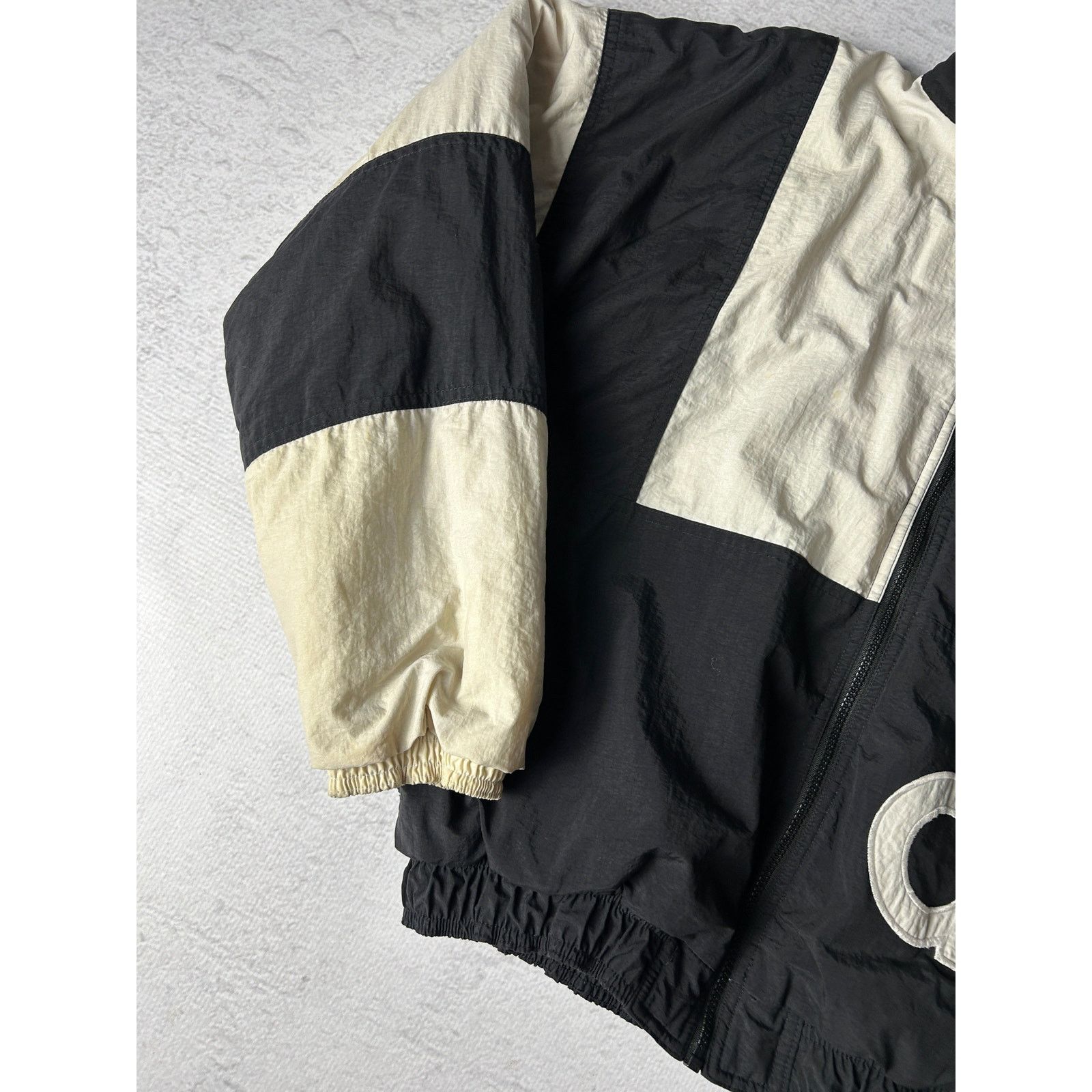 Adidas Vintage Adidas Big Logo Insulated Jacket - Women's Medium Size M / US 6-8 / IT 42-44 - 3 Thumbnail