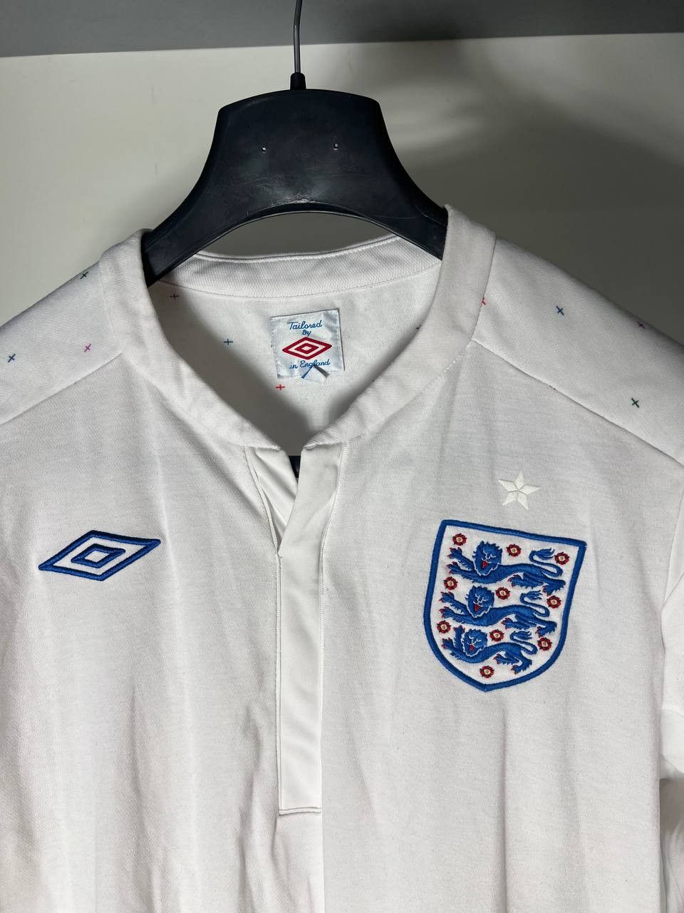 Umbro VINTAGE UMBRO ENGLAND RETRO SOCCER JERSEY MANCHESTER Y2K 90s Size US L / EU 52-54 / 3 - 2 Thumbnail