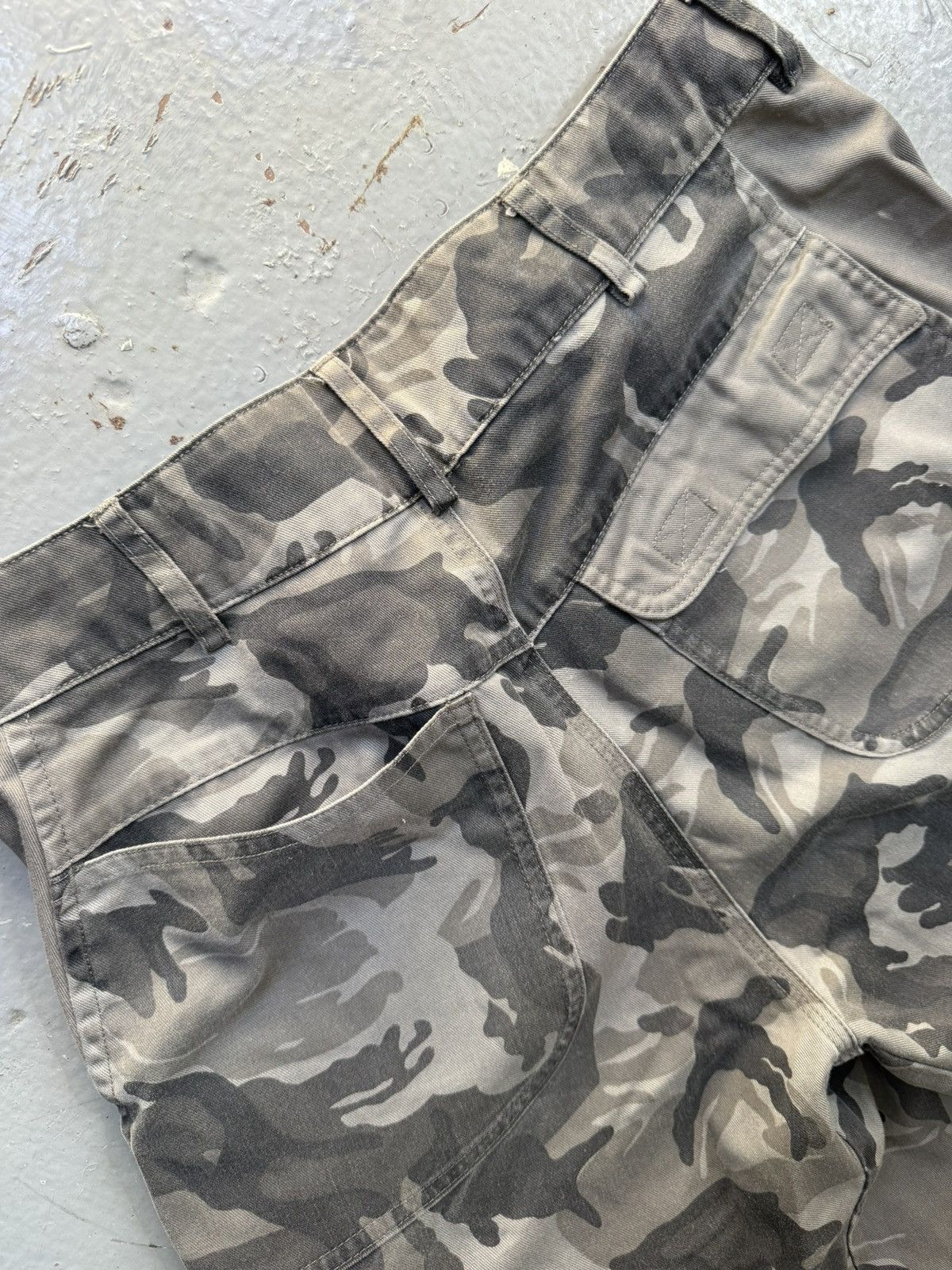 Loose fitting tactical cargos