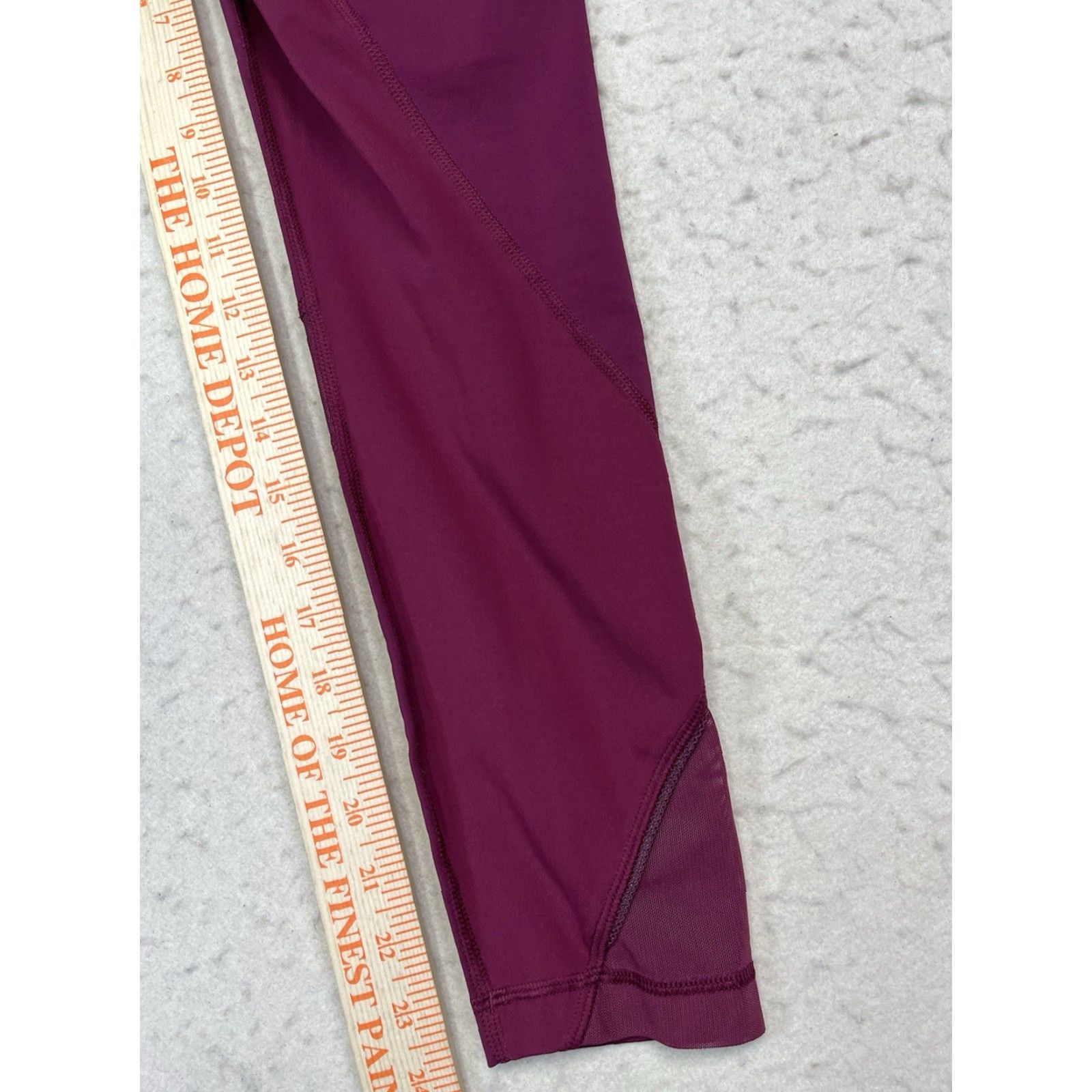 Lululemon Lululemon Leggings Women Size 8 Ankle High Rise Plum Activewear Yoga Gym Pockets Zip Pocket Size 30" / US 8 / IT 44 - 5 Thumbnail