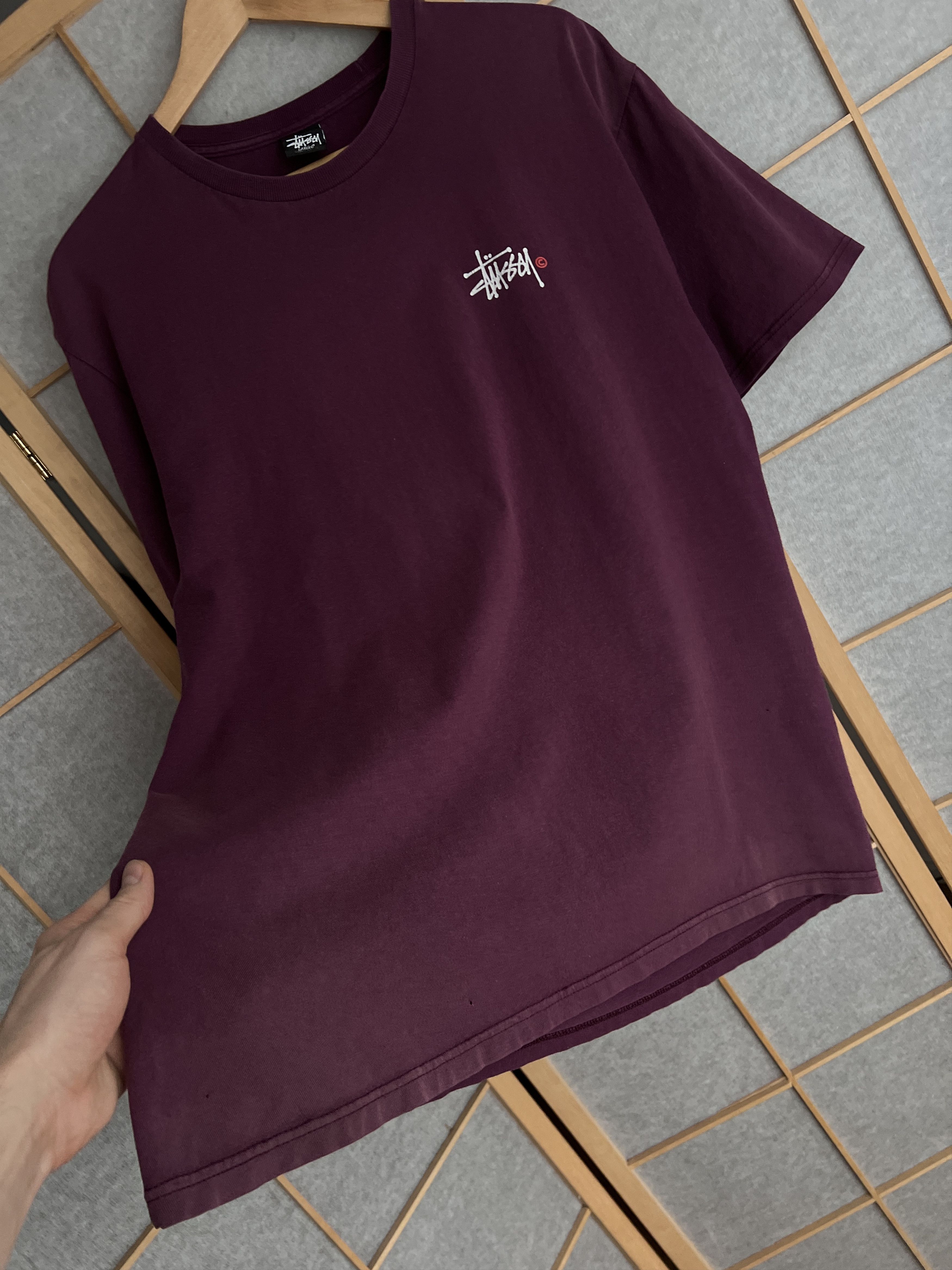 Stussy Crazy Stussy sunfaded burgundy vintage big back logo t shirt Size US L / EU 52-54 / 3 - 12 Thumbnail