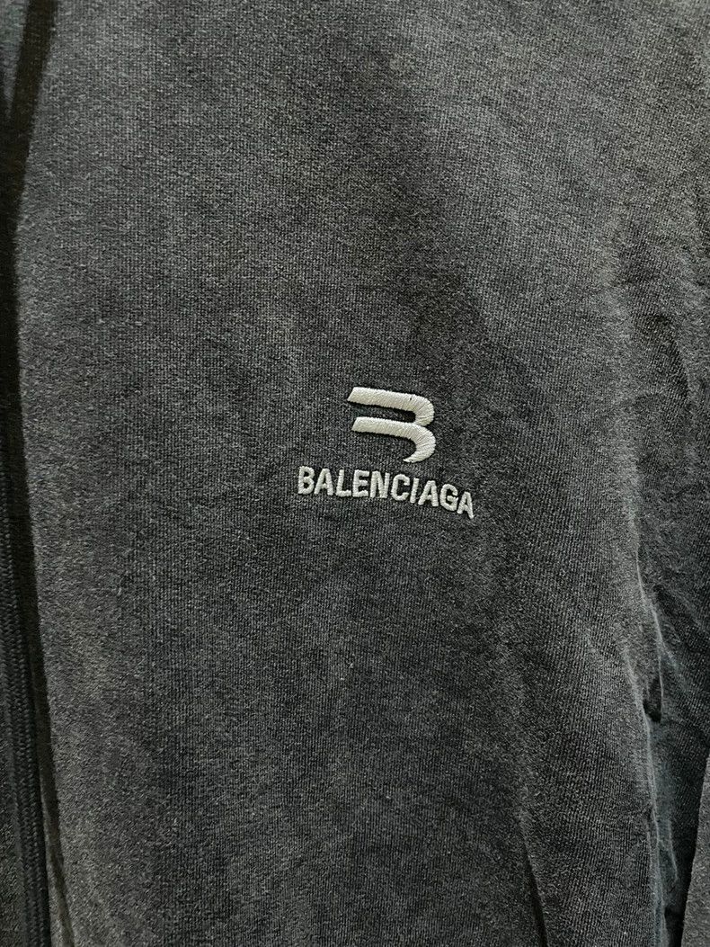 Balenciaga Balenciaga Washed Faded Distressed Logo Hooded Sweatshirt Size US M / EU 48-50 / 2 - 4 Thumbnail