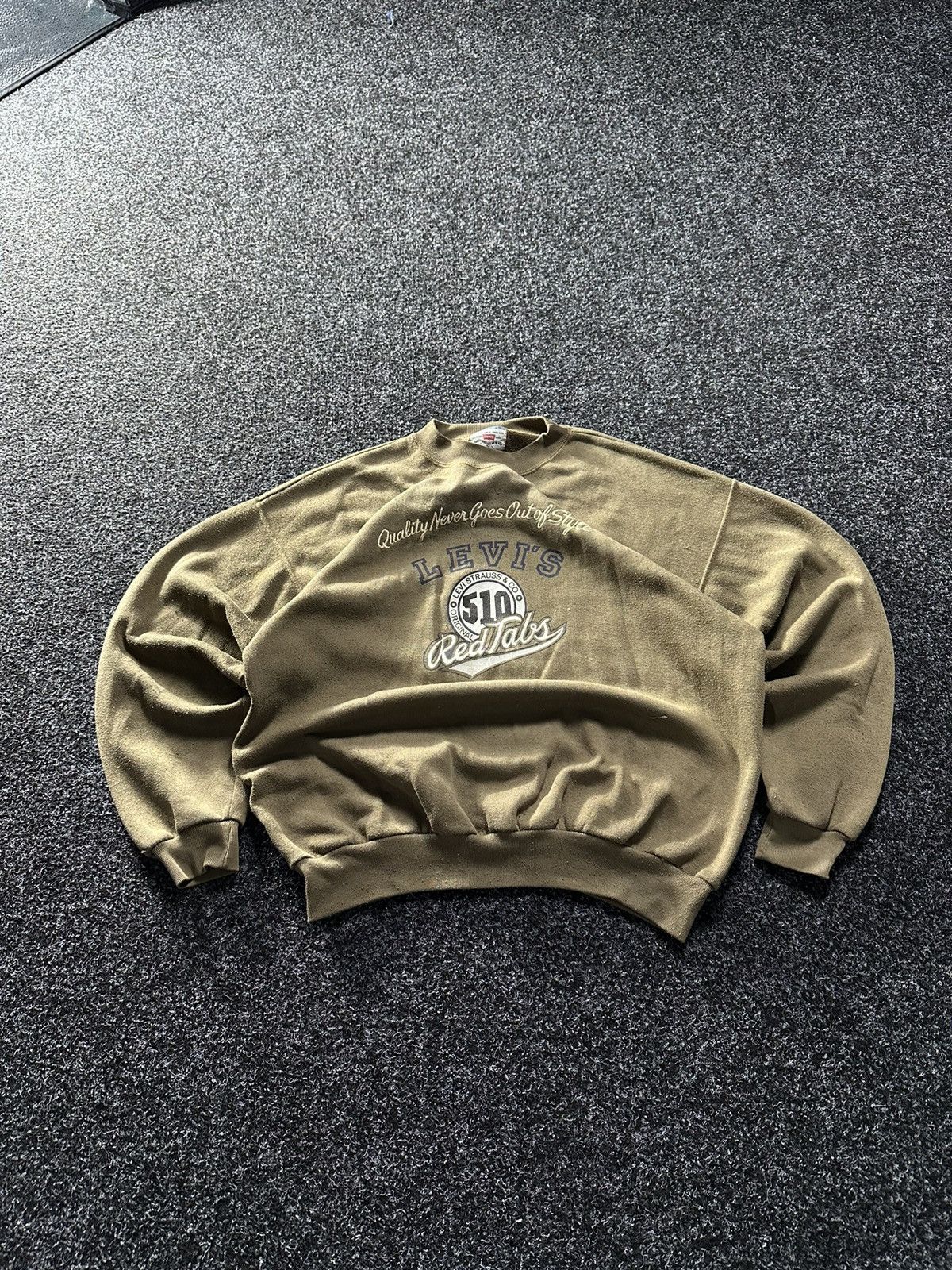 Levi's × Vintage 🚨 LEVI’S 510 Crazy Vintage 90s Sweatshirt big logo RARE Size US M / EU 48-50 / 2 - 1 Thumbnail