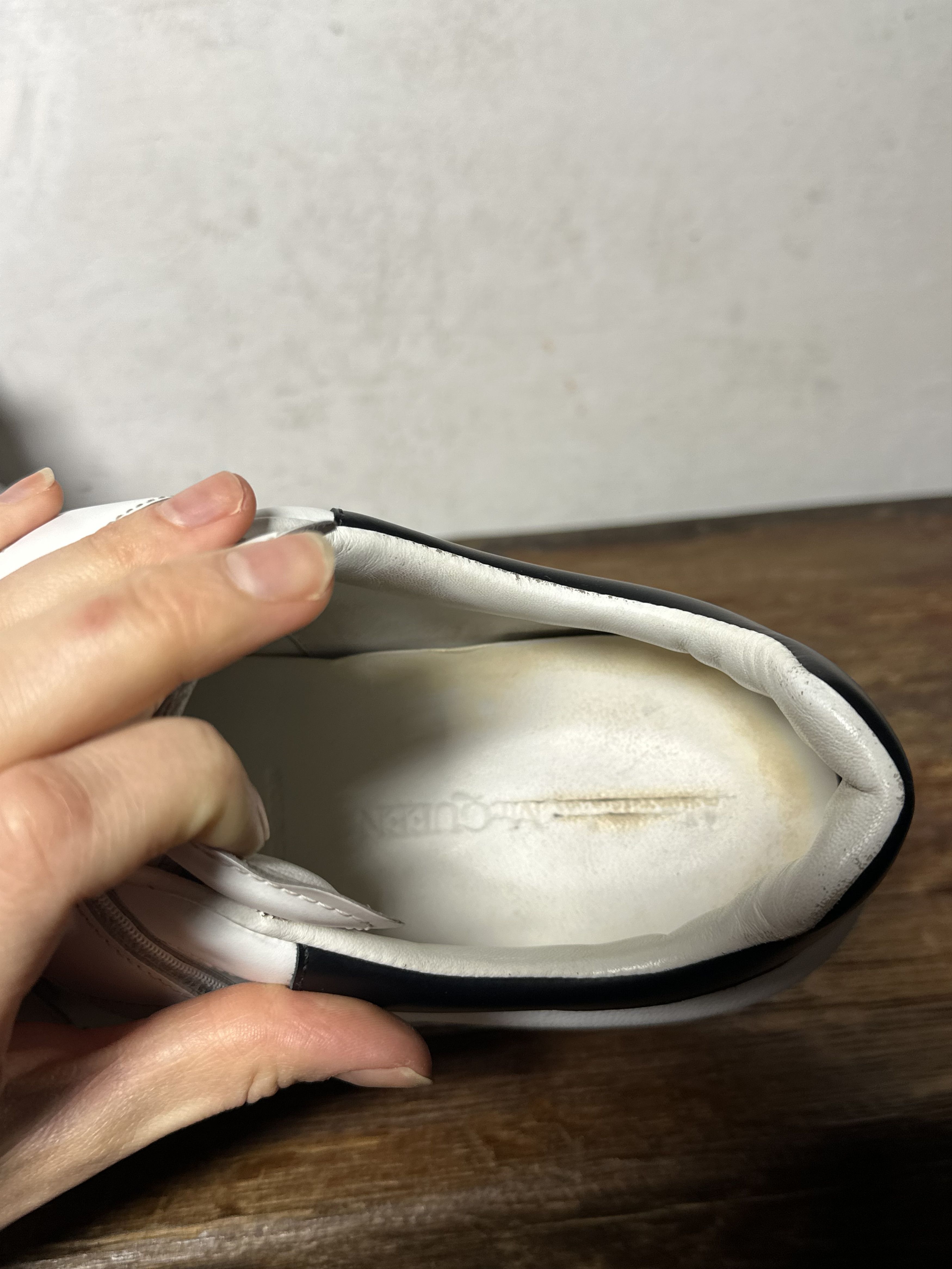 Alexander McQueen Alexander Mcqueen Oversized Sneaker White Size US 11 / EU 44 - 11 Thumbnail