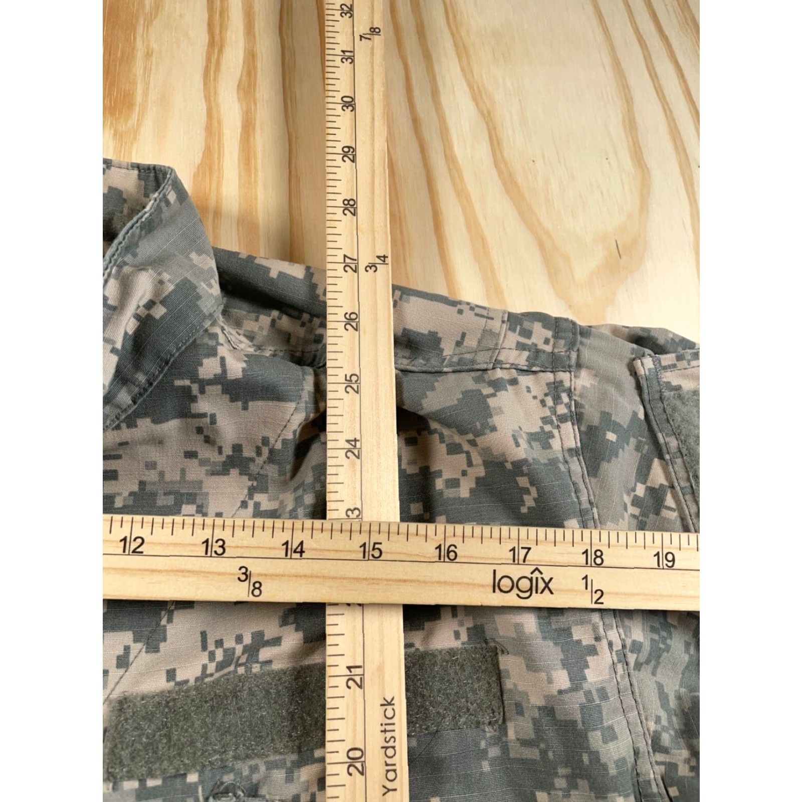 Vintage VINTAGE US Army Digital Camouflage Jacket Adult Medium Unicor Two-Way Zip Shacket Size US M / EU 48-50 / 2 - 7 Thumbnail