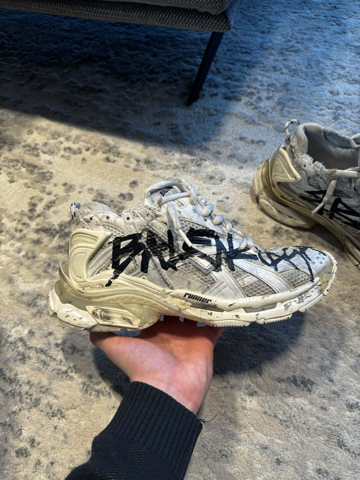 Balenciaga Balenciaga Runner Graffiti Size US 11 / EU 44 - 8 Thumbnail