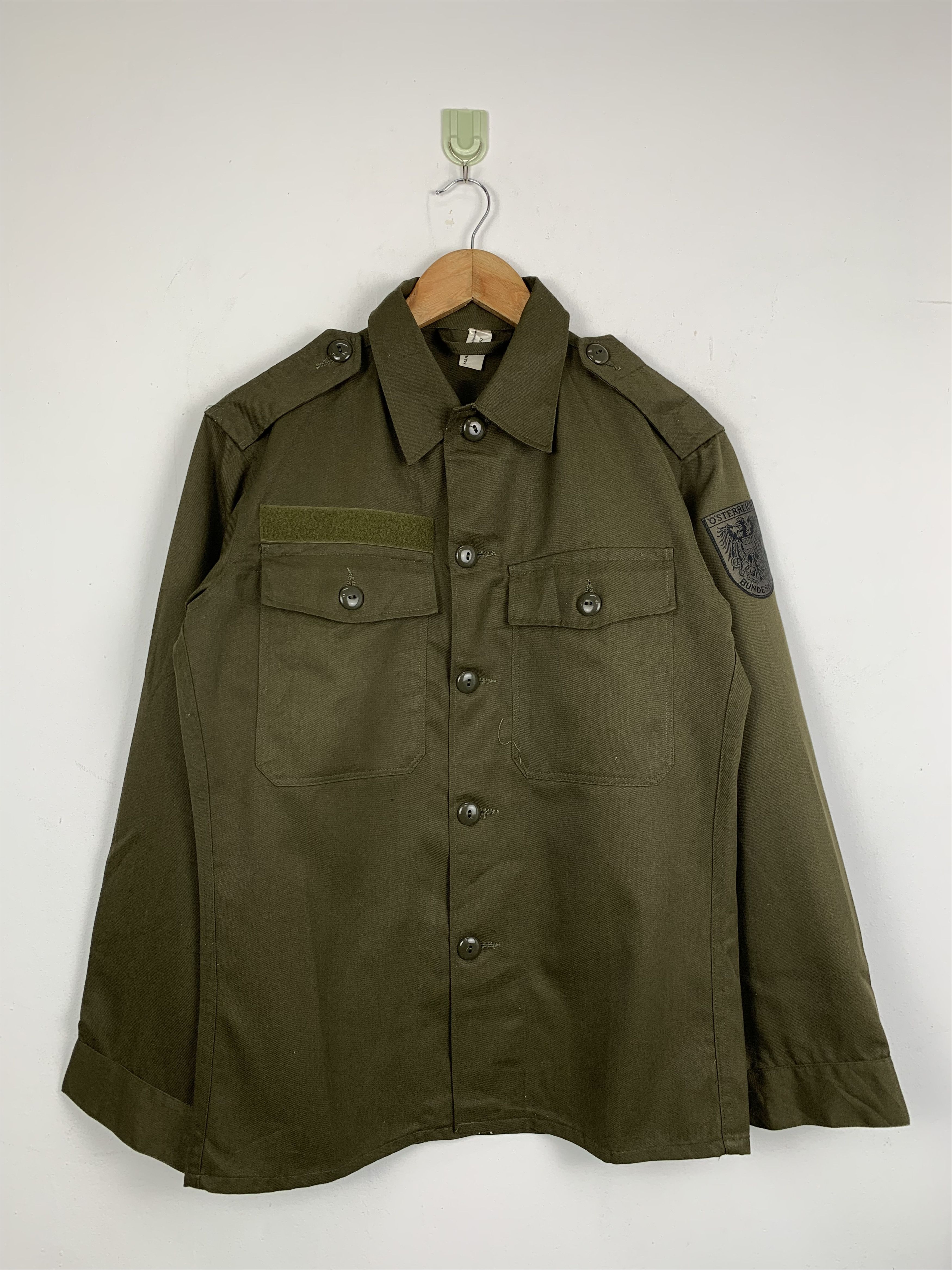 Vintage Vintage 80s German Military Double Pocket Jacket J1397 Size US M / EU 48-50 / 2 - 1 Thumbnail