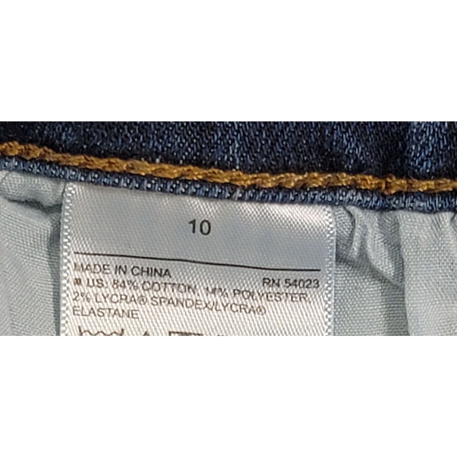 Old Navy Old Navy Blue Stone Washed Curvy Mid Rise Denim Jeans 10 Size 32" / US 10 / IT 46 - 5 Thumbnail