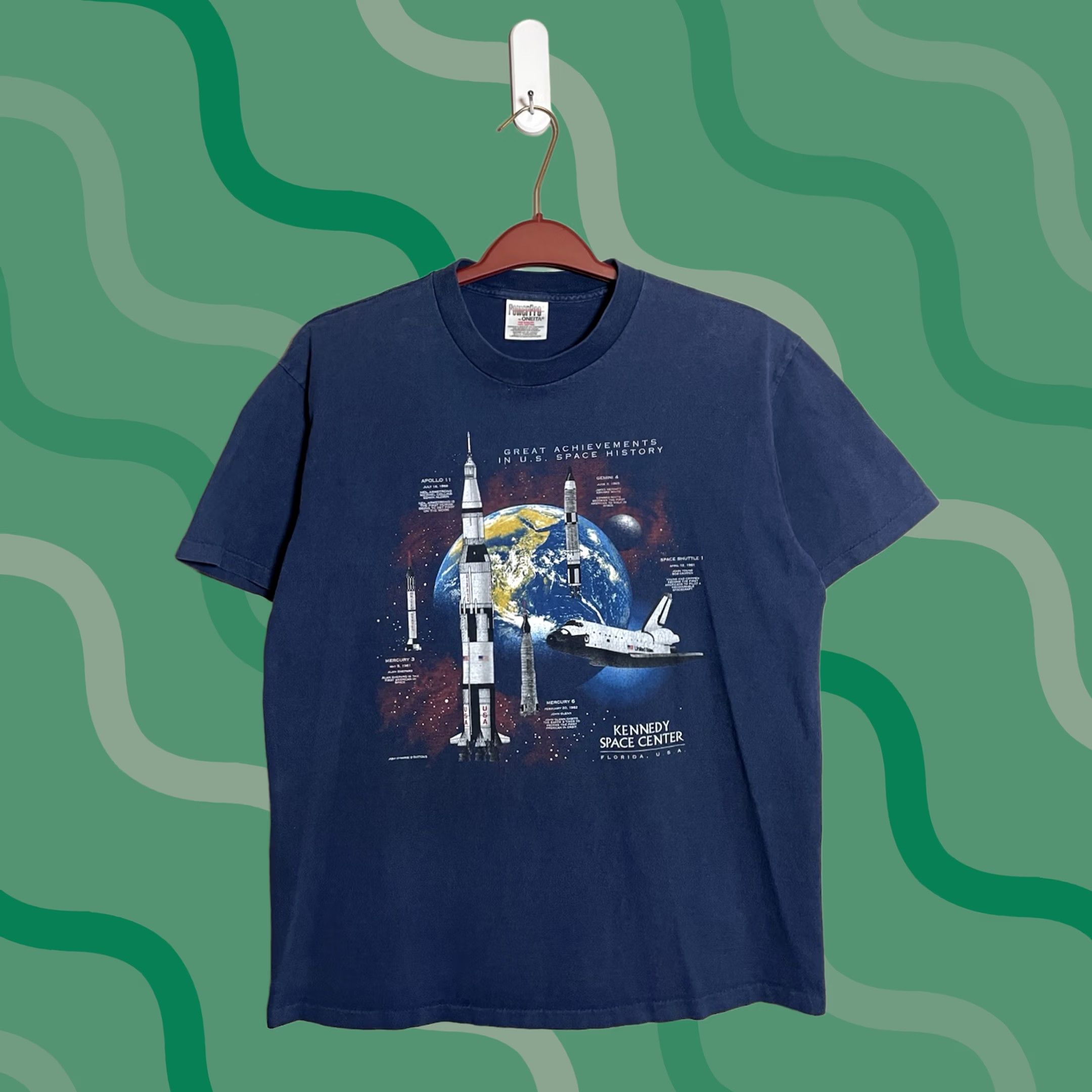 Vintage VINTAGE Kennedy Space Center Space History Shirt L Blue Rocketeer USA Rockets Man T-Shirt Size US L / EU 52-54 / 3 - 1 Thumbnail