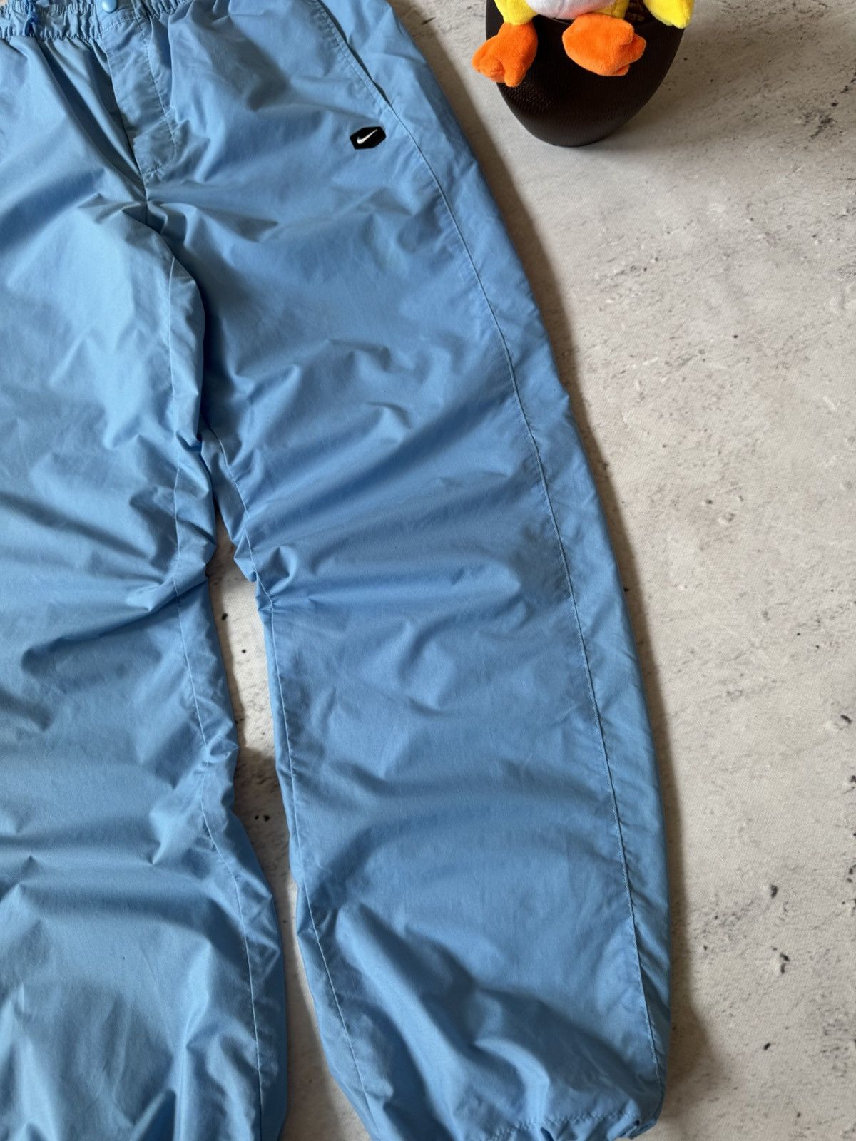 Nike × Vintage NIKE NYLON VINTAGE Y2K OVERSIZE BAGGY FIT PANTS SWEATPANTS Size US 34 / EU 50 - 4 Thumbnail