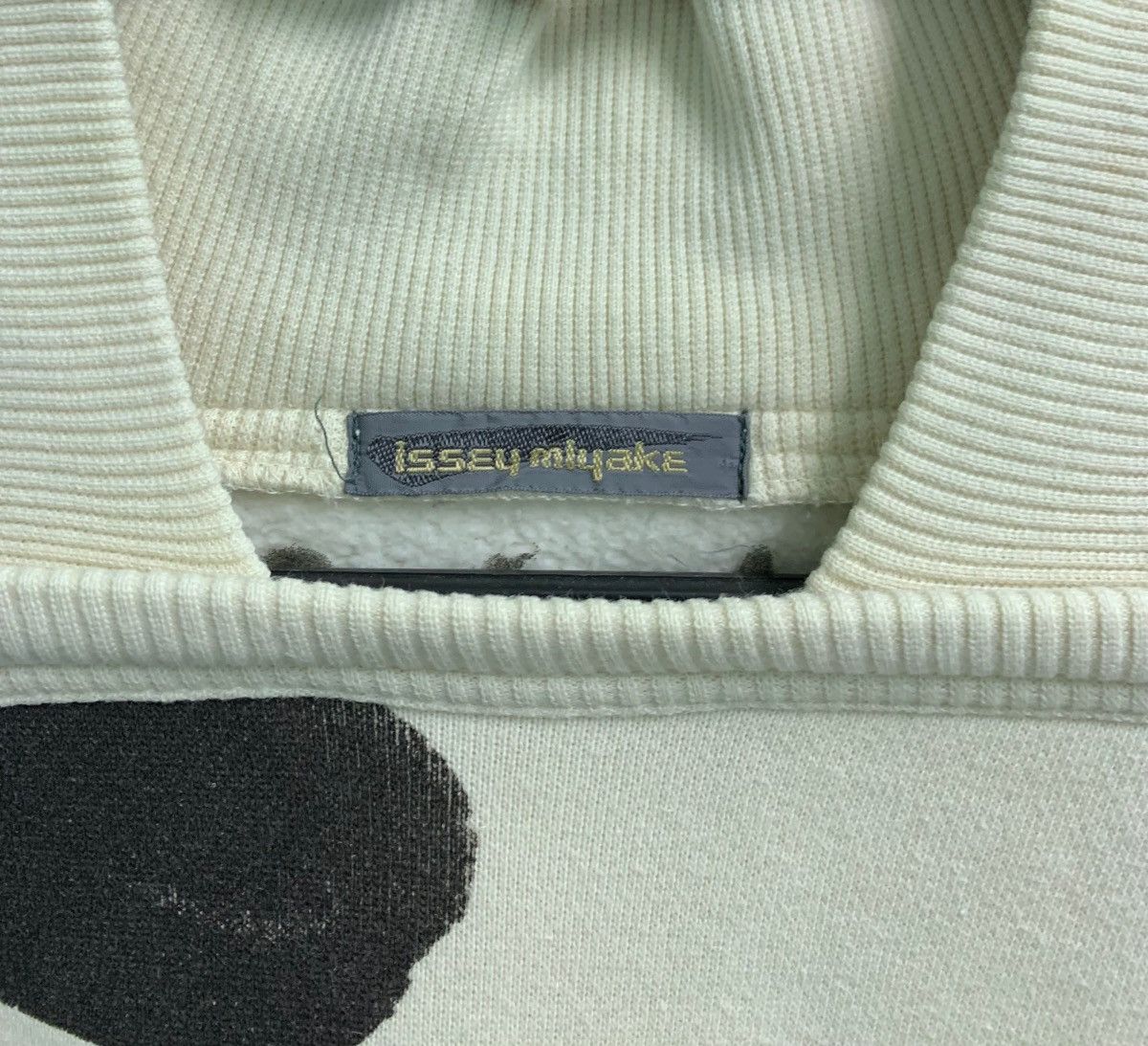 Issey Miyake Vintage Issey Miyake Sweatshirt Size US L / EU 52-54 / 3 - 8 Thumbnail