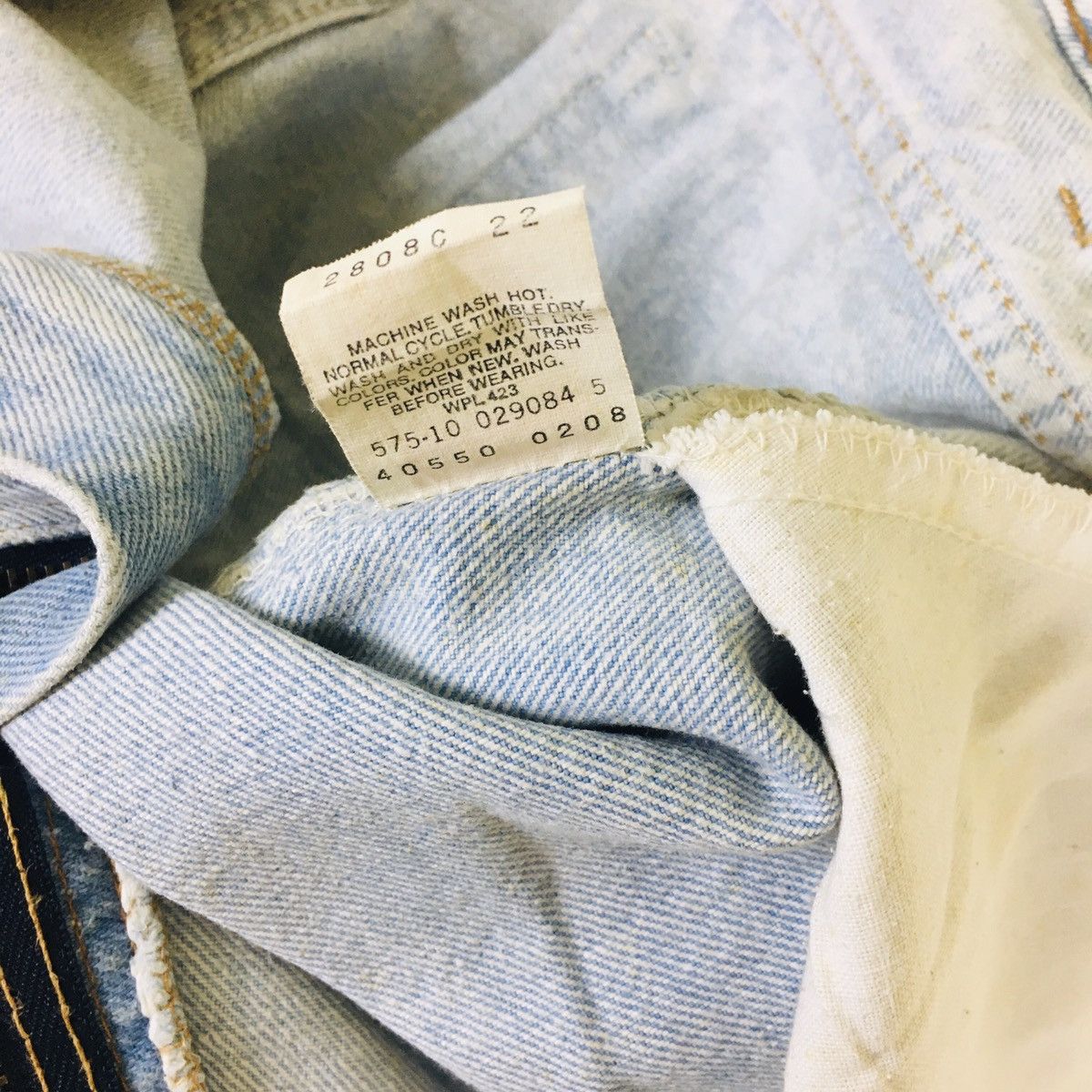 Levi's Vintage Acid Wash Levi’s 550 Orange Tab Made in USA Size US 34 / EU 50 - 12 Thumbnail