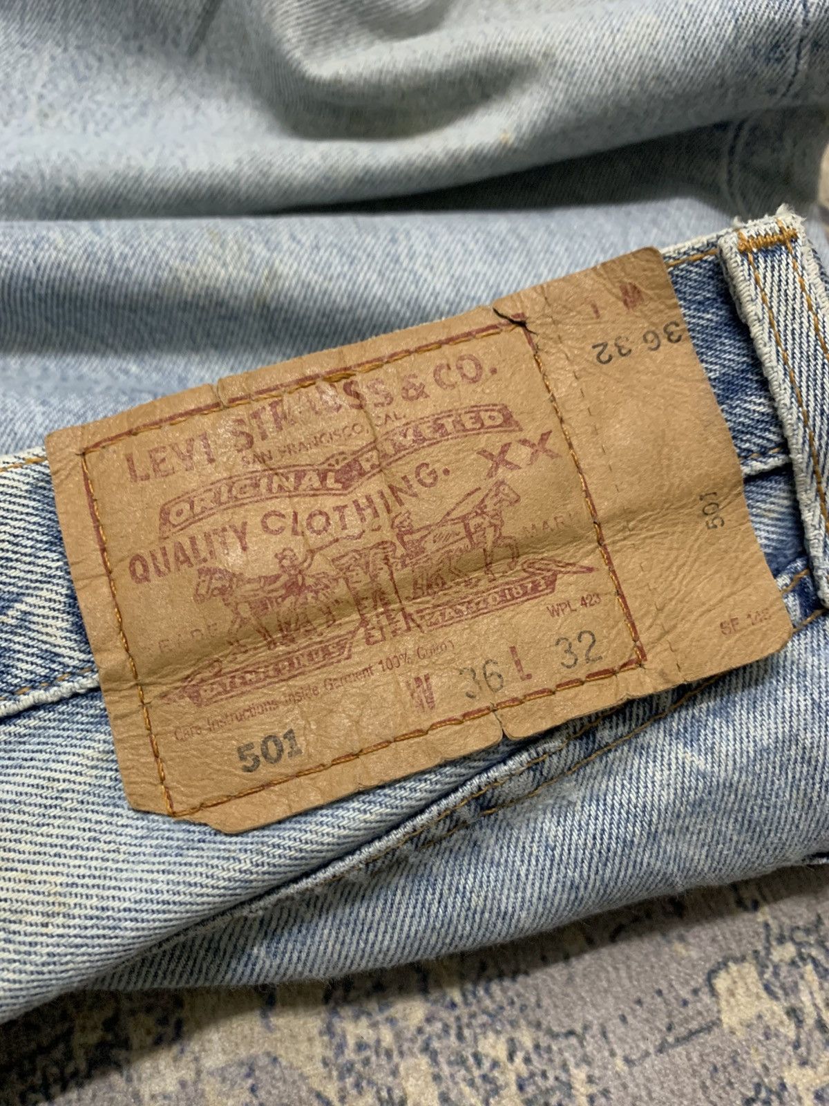 Levi's VTG Levi's 501 Light Wash Repaired Distressed Jeans Size US 35 - 11 Thumbnail