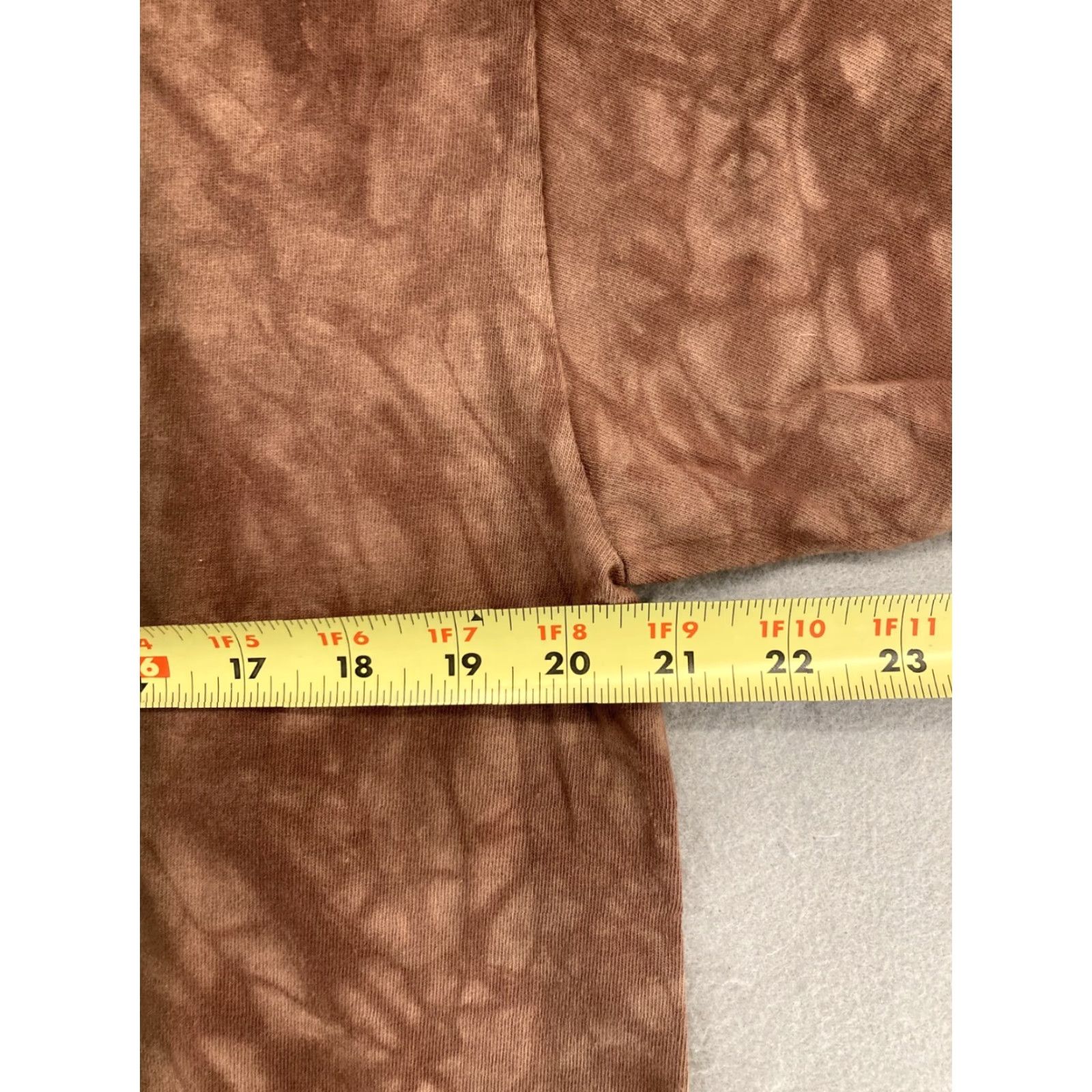 The Mountain The Mountain Brown Dog T-Shirt Adults L Tie Dye Cotton Unisex 2020s Animal Summer Size US L / EU 52-54 / 3 - 4 Thumbnail