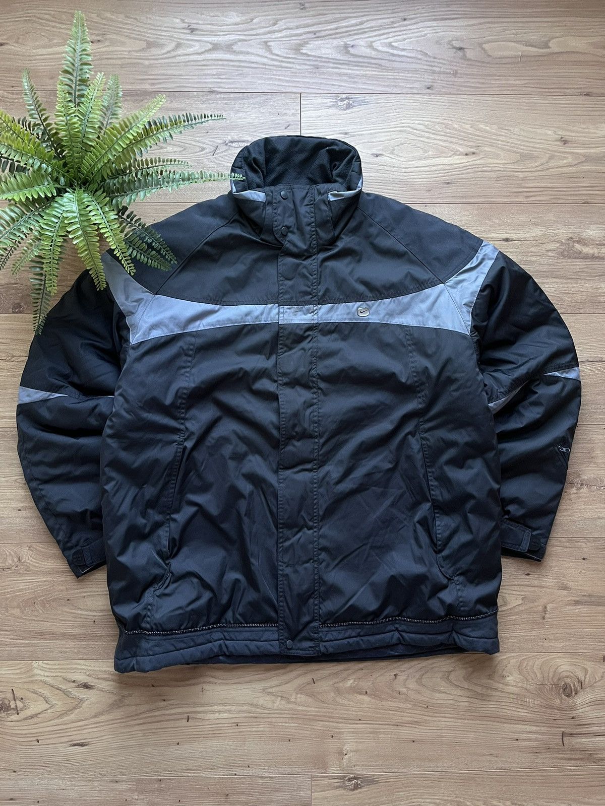 Nike 90’s NIKE RETRO SWOOSH LOGO DOWN PUFFER JACKET RARE SPRTSDLX Size US XL / EU 56 / 4 - 1 Thumbnail