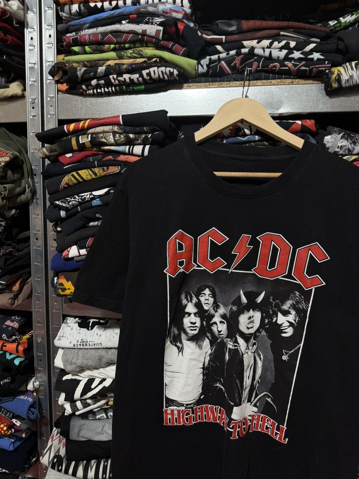 Vintage Vintage 90’s AC/DC Hoghway To Hell Rock Band T-Shirt Y2K Size US XL / EU 56 / 4 - 3 Thumbnail