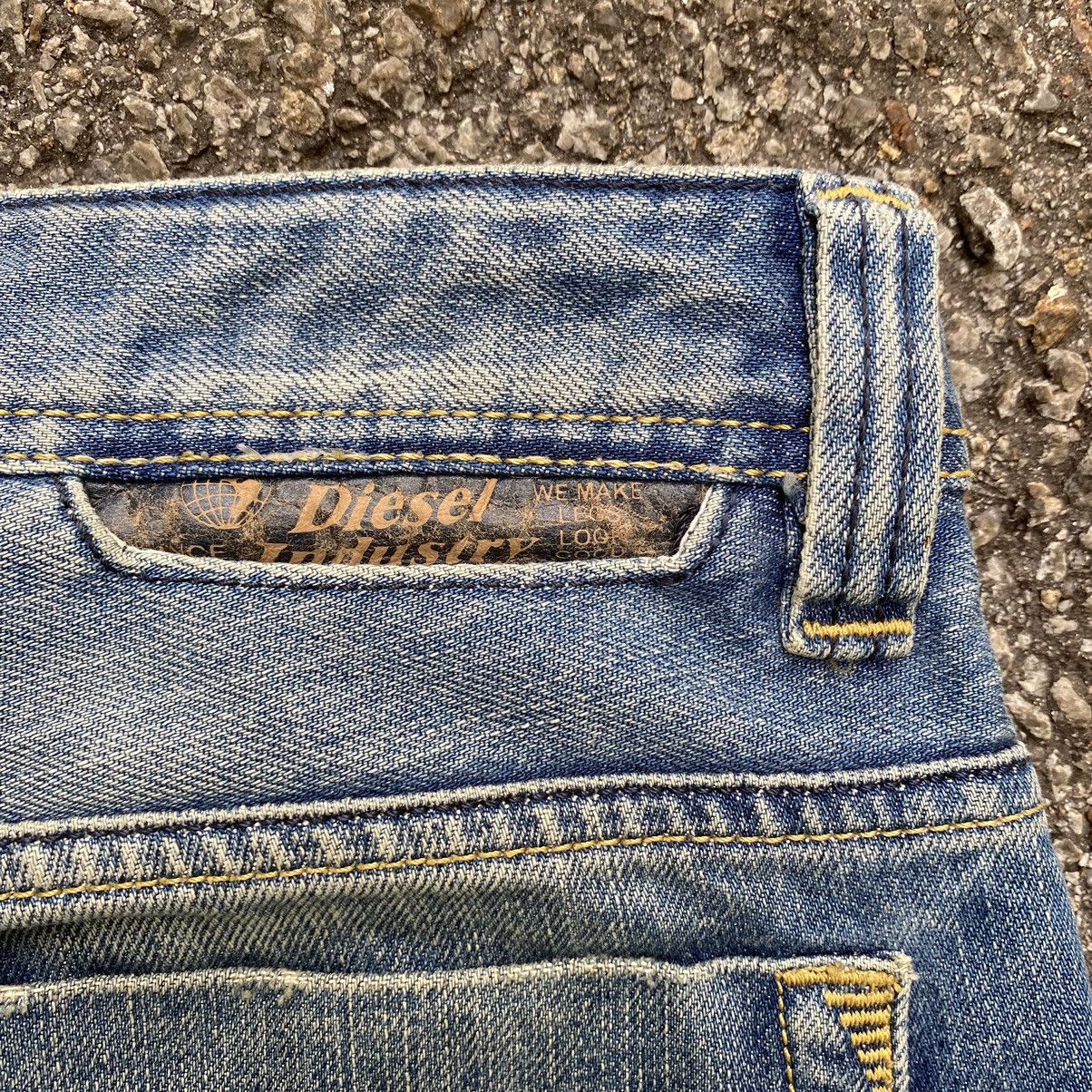 Diesel × Japanese Brand Vintage Diesel Safado Denim Blue Wash Slim Straight Jeans Size US 29 - 14 Thumbnail