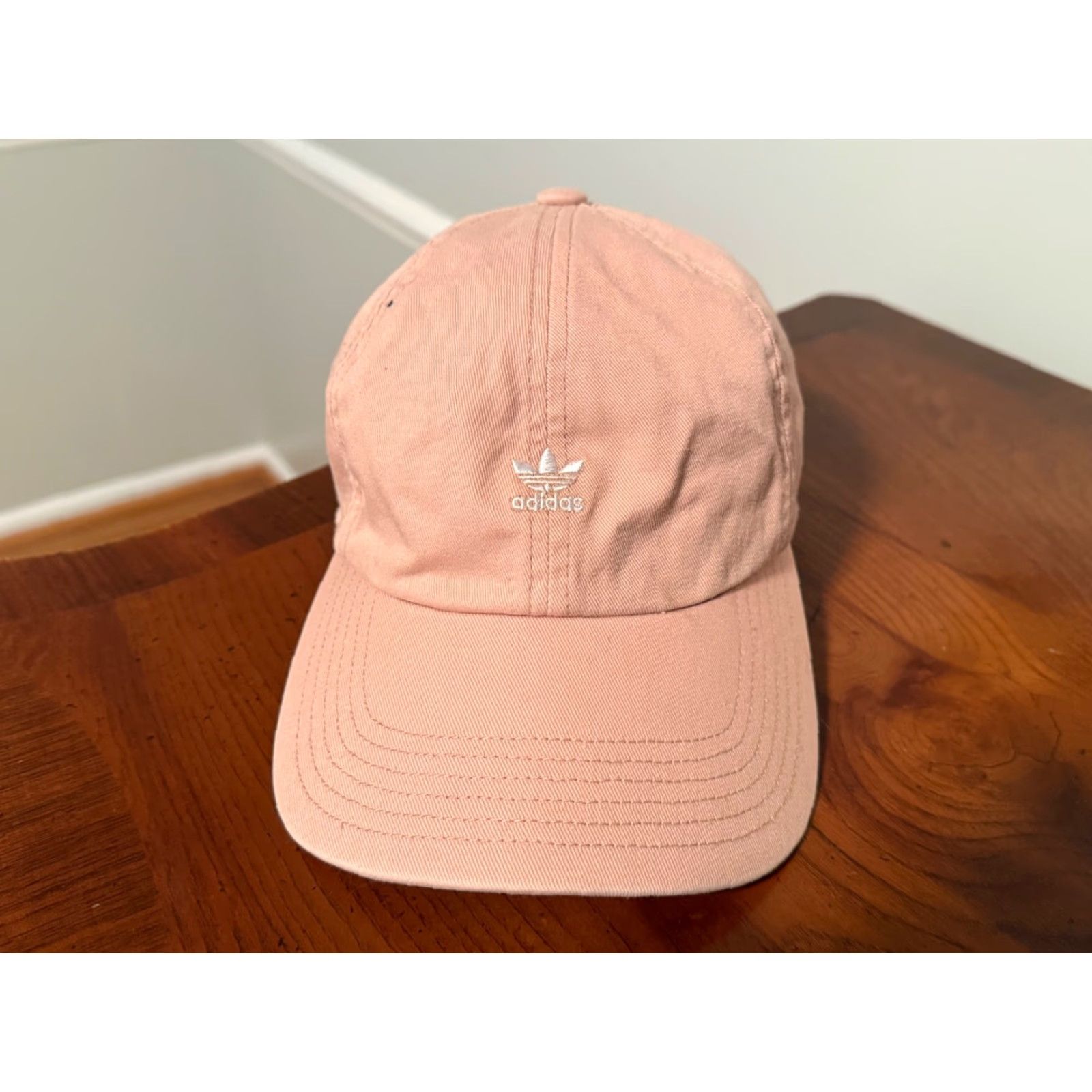 Adidas Adidas Women’s Relaxed Mini Logo Strap-Back Hat Peach EUC Baseball Cap Adjustable 100% Cotton Canvas Beige Logo Size ONE SIZE - 2 Thumbnail