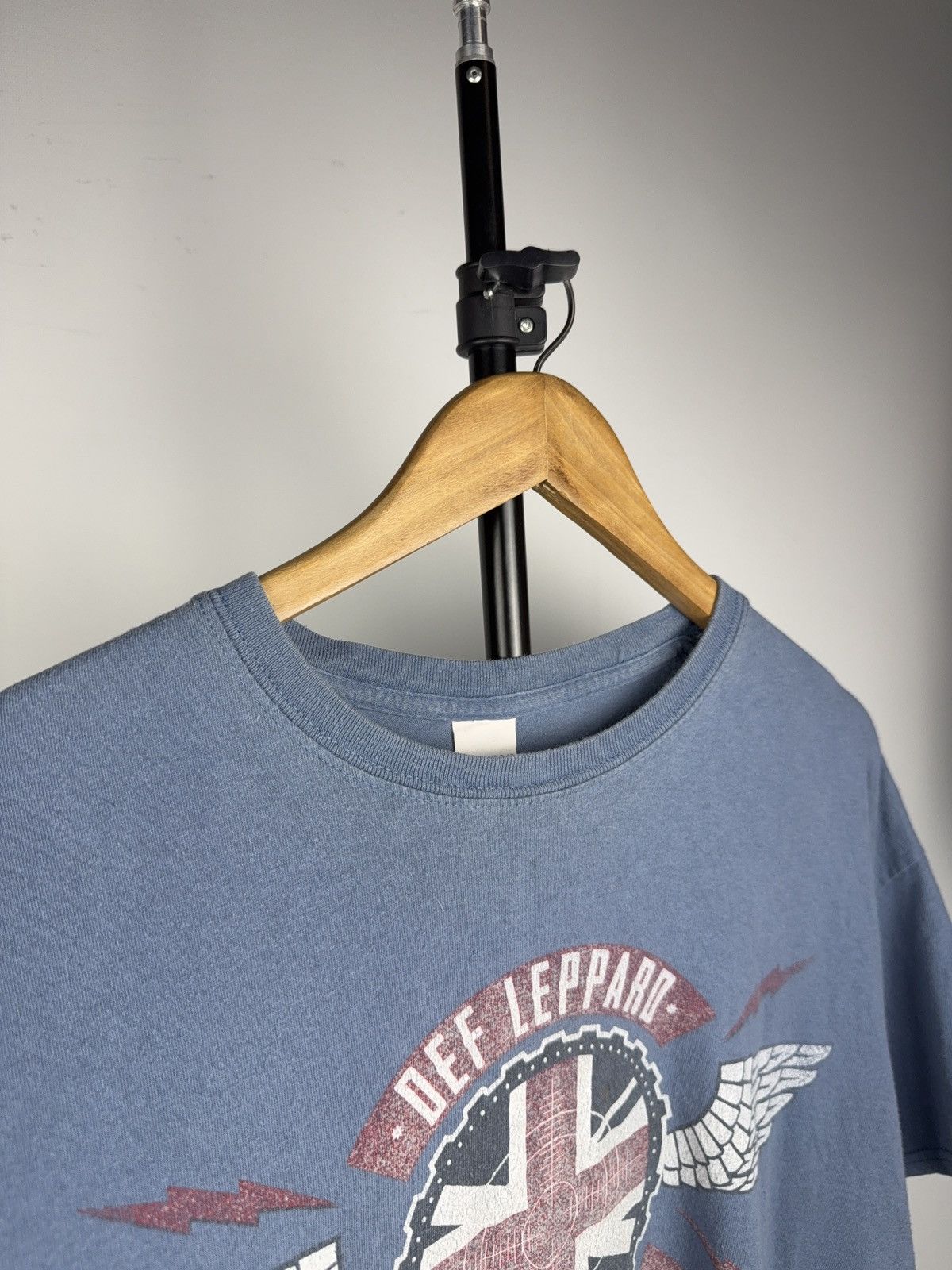Def Leppard ⚡️Def Leppard 2018 Tour Rock Brigade Band T Shirt XL Size US XL / EU 56 / 4 - 5 Thumbnail